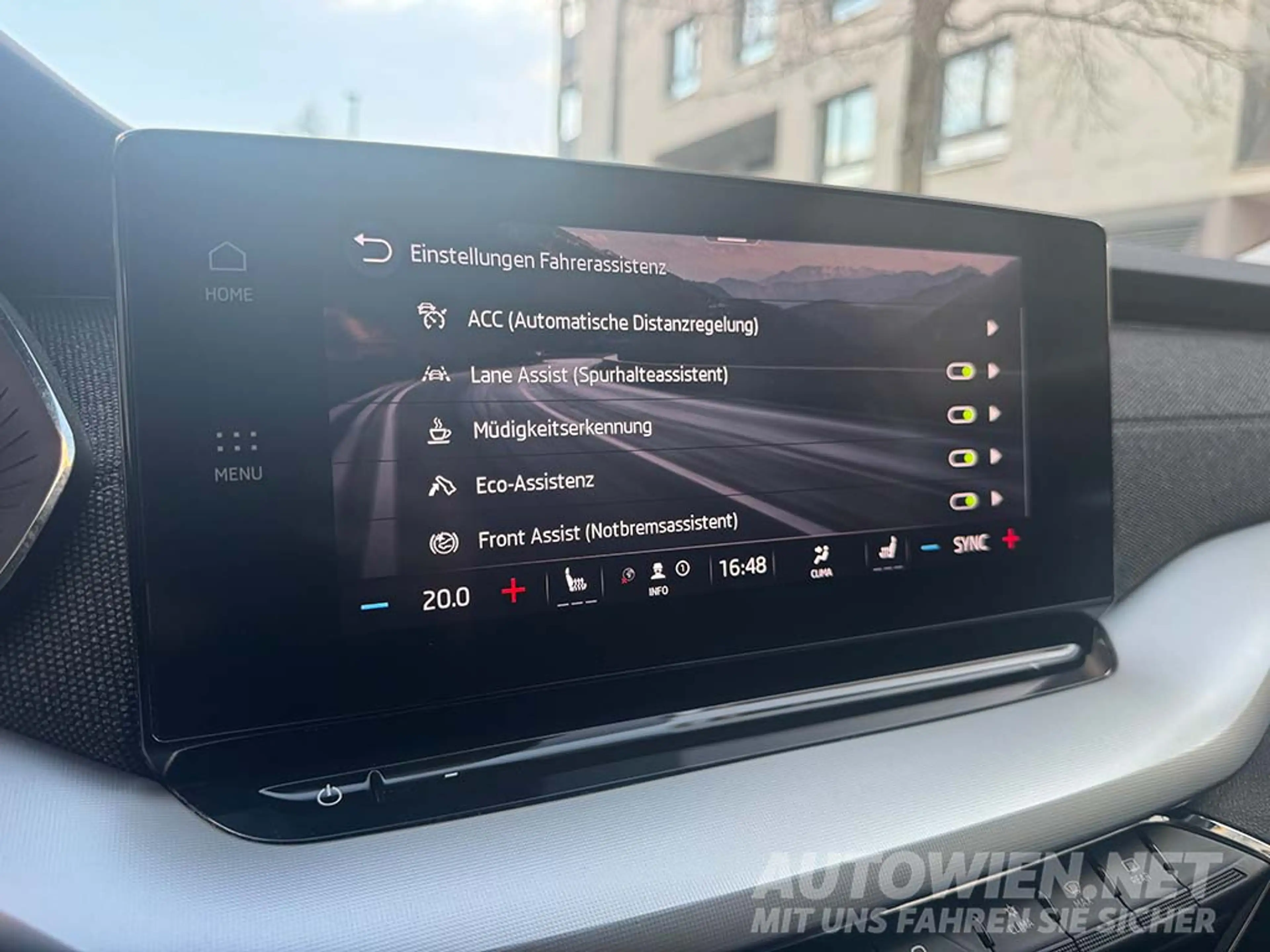 Skoda Octavia SCOUT 2,0 TDI 4x4 DSG | MATRIX LED | KAMERA — photo 11