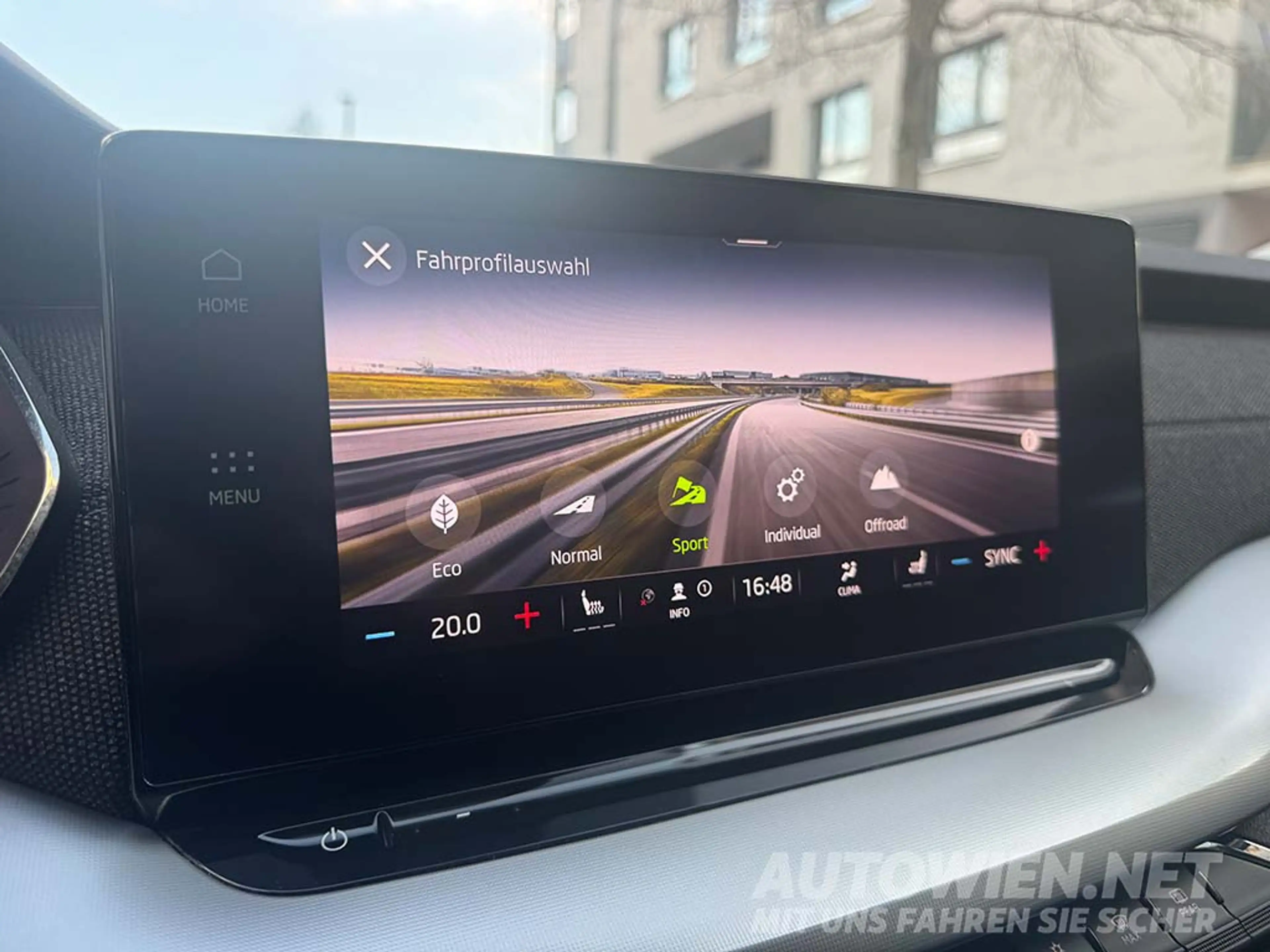 Skoda Octavia SCOUT 2,0 TDI 4x4 DSG | MATRIX LED | KAMERA — photo 13