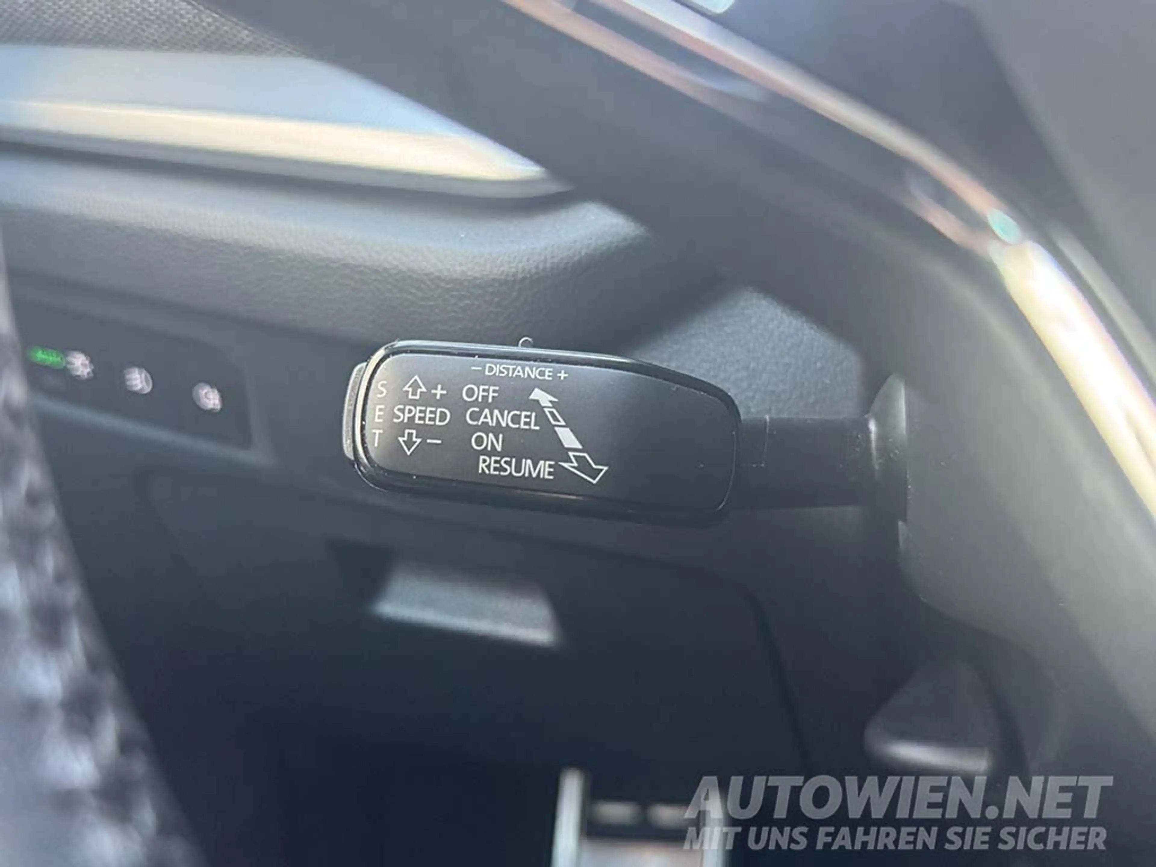 Skoda Octavia SCOUT 2,0 TDI 4x4 DSG | MATRIX LED | KAMERA — photo 15