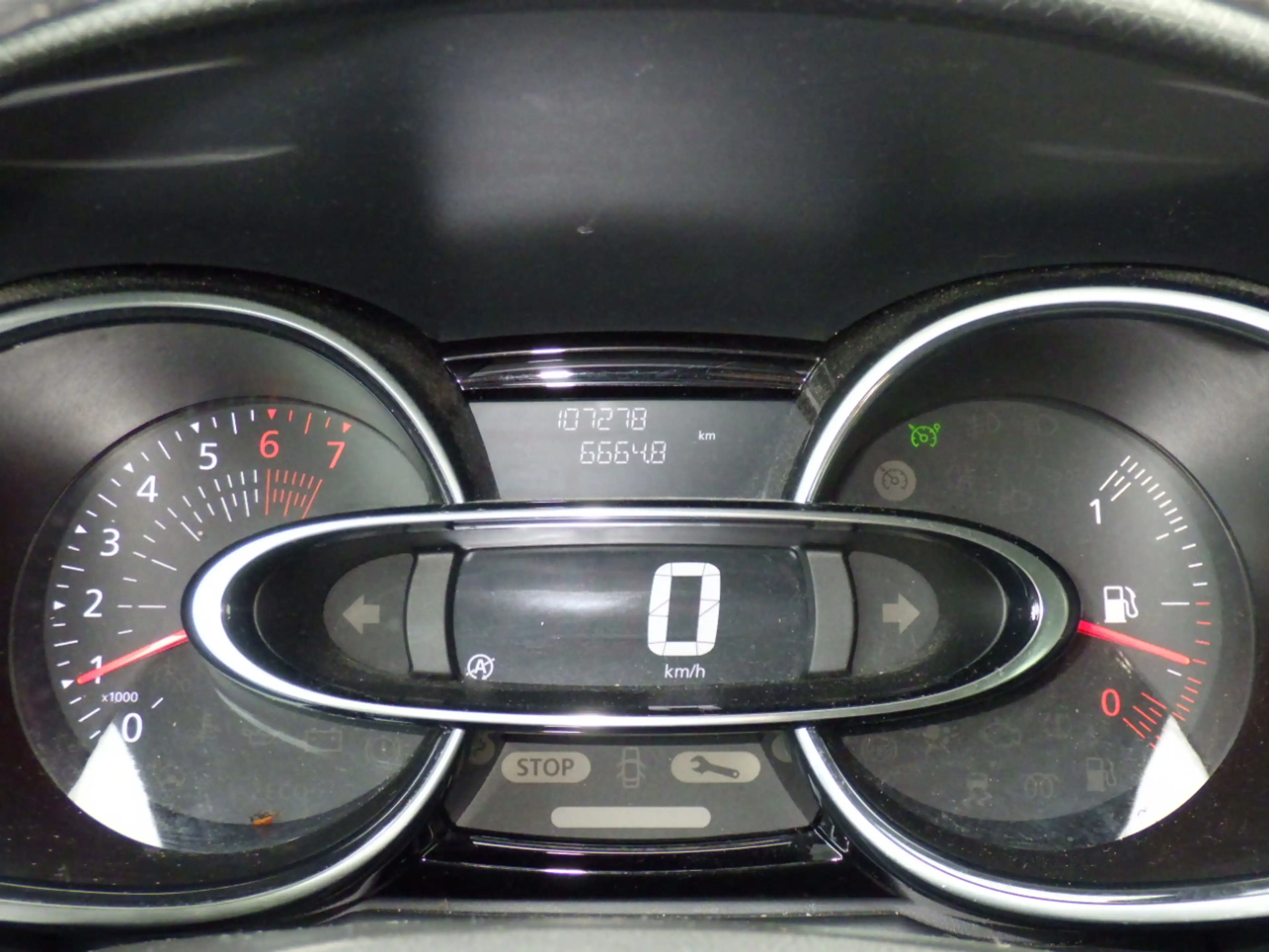 Renault Clio 0.9 TCe Limited, Airco, Cruise, Navi, PDC, NL/NAP! — photo 26