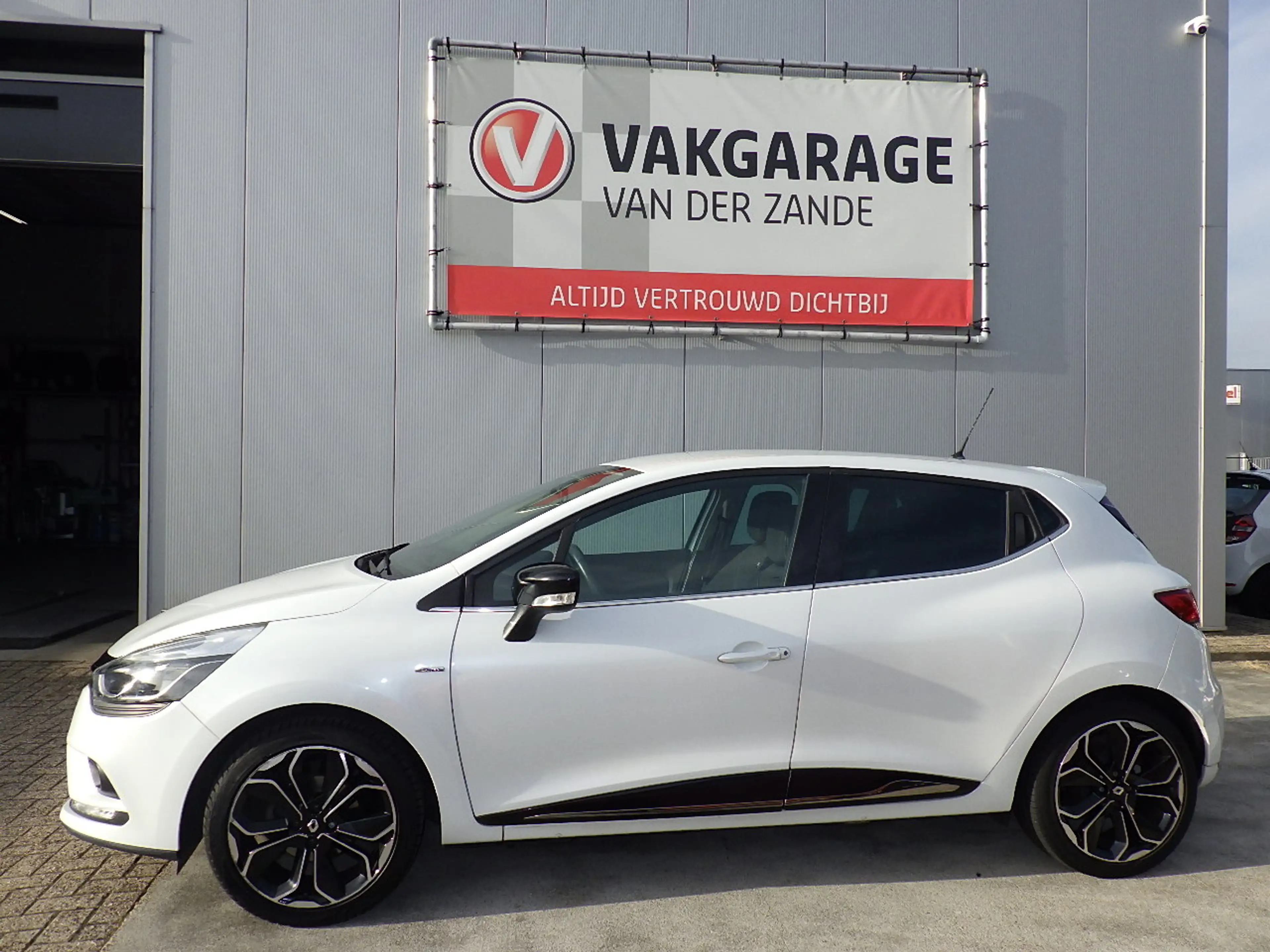 Renault Clio 0.9 TCe Limited, Airco, Cruise, Navi, PDC, NL/NAP! — photo 13