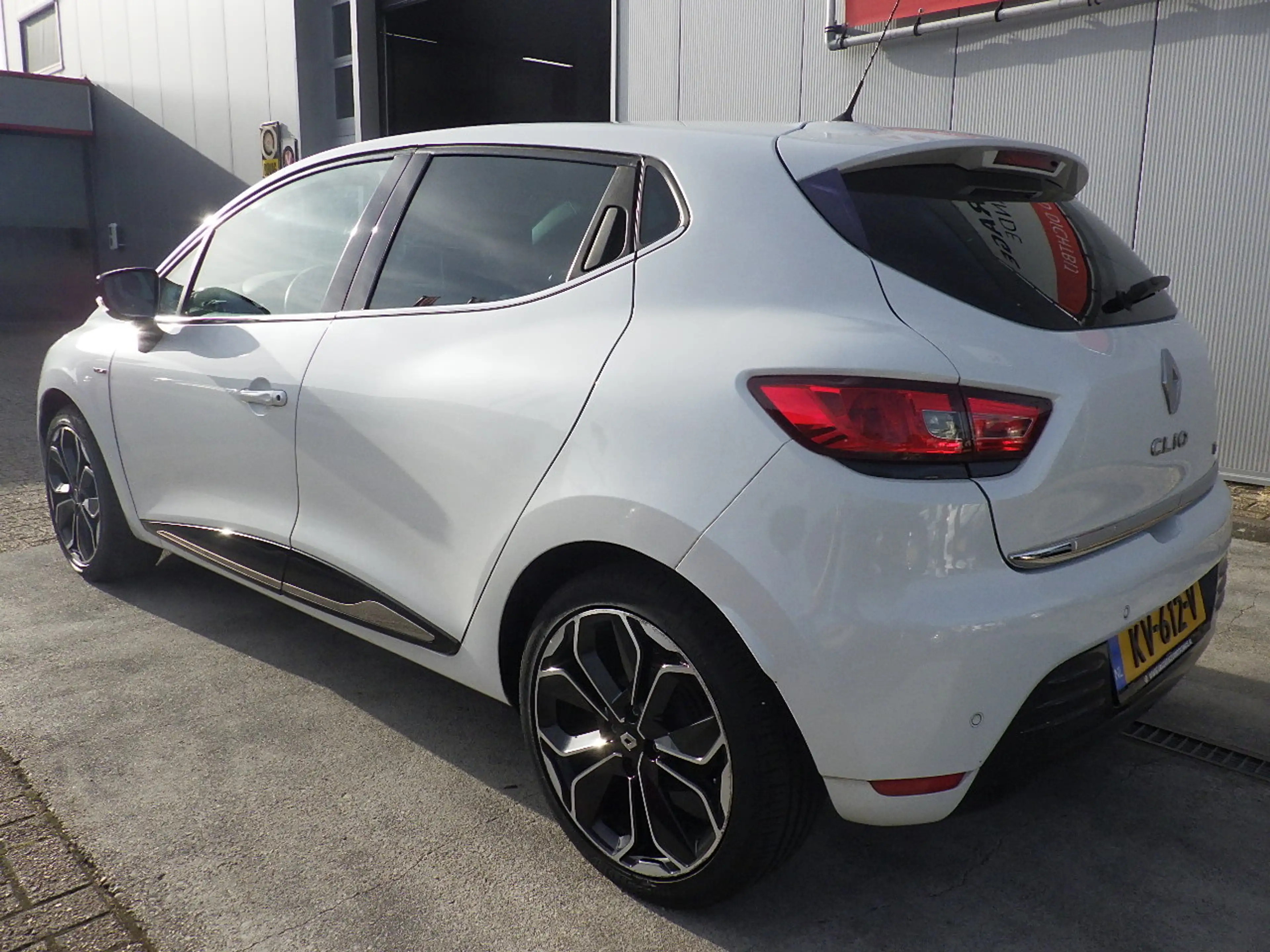 Renault Clio 0.9 TCe Limited, Airco, Cruise, Navi, PDC, NL/NAP! — photo 3