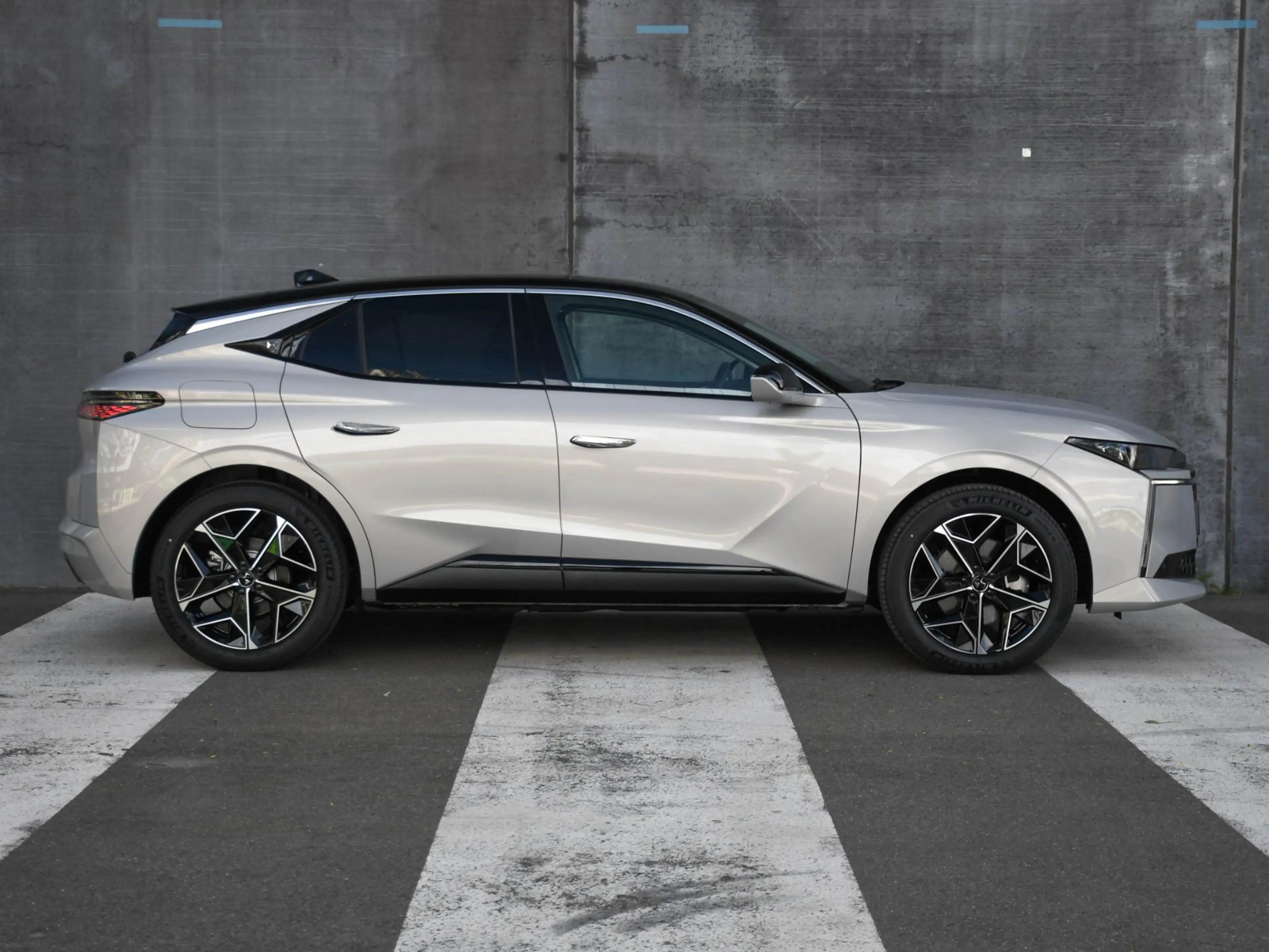 DS Automobiles DS 4 No Pallas 1.6 PHEV 225pk Automaat NAVI | ELEK. ACH — photo 4