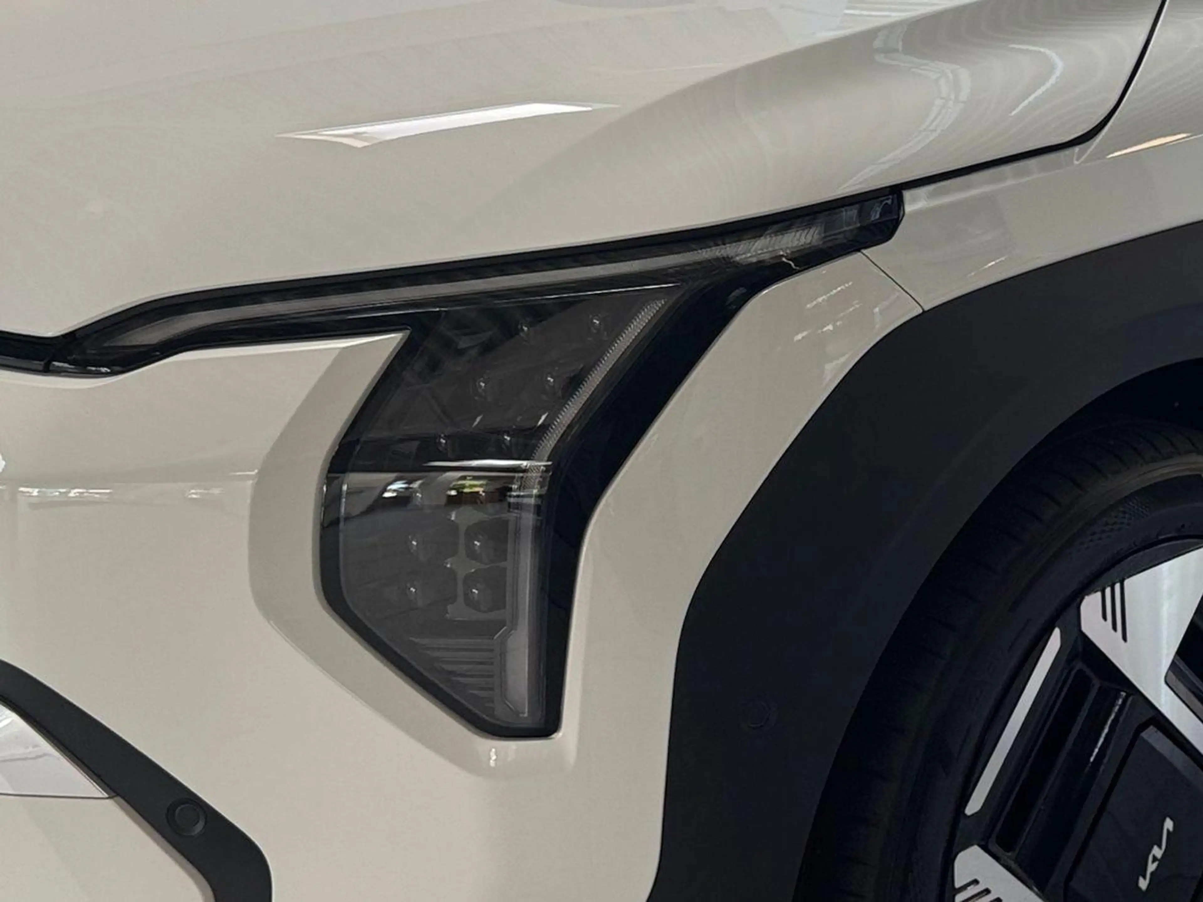 Kia EV3 Earth 81,4 KW/h Vollausstattung! — photo 6