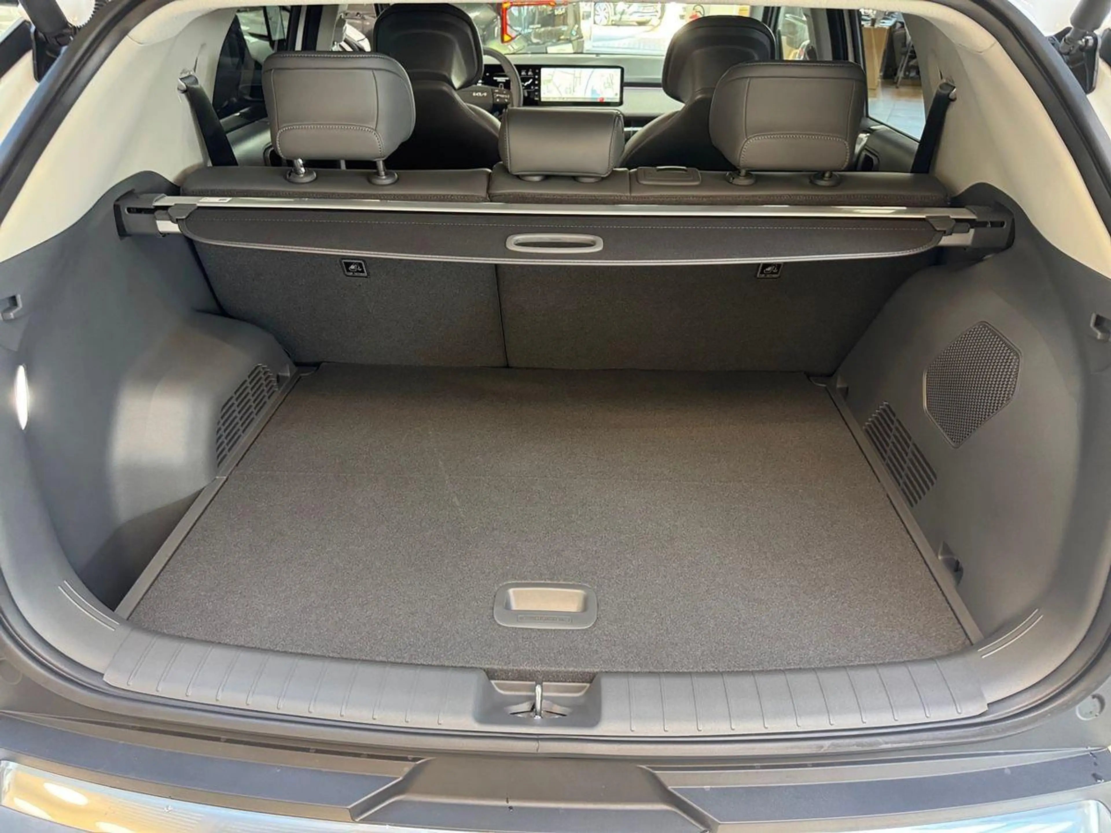 Kia EV3 Earth 81,4 KW/h Vollausstattung! — photo 18