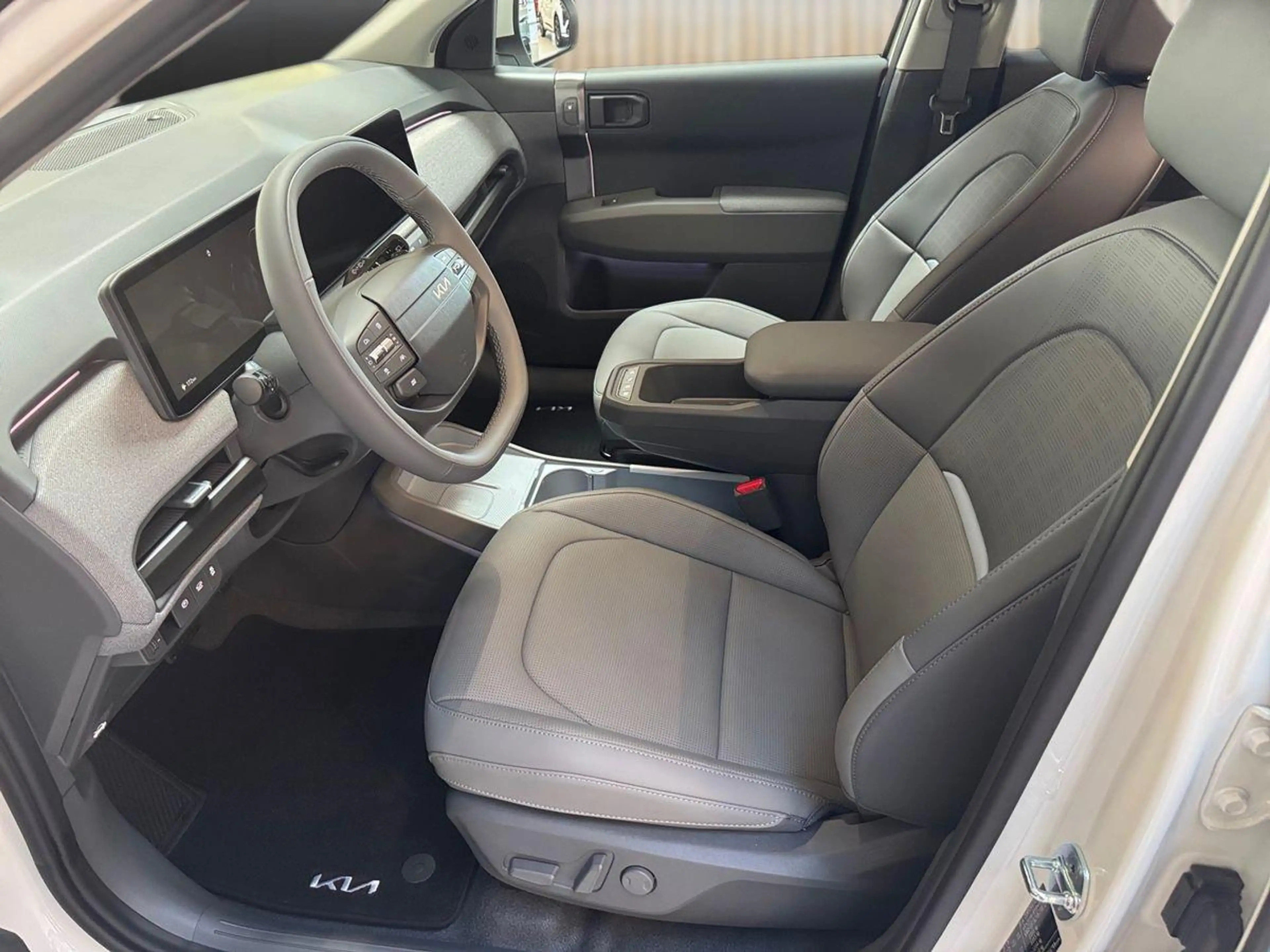 Kia EV3 Earth 81,4 KW/h Vollausstattung! — photo 8