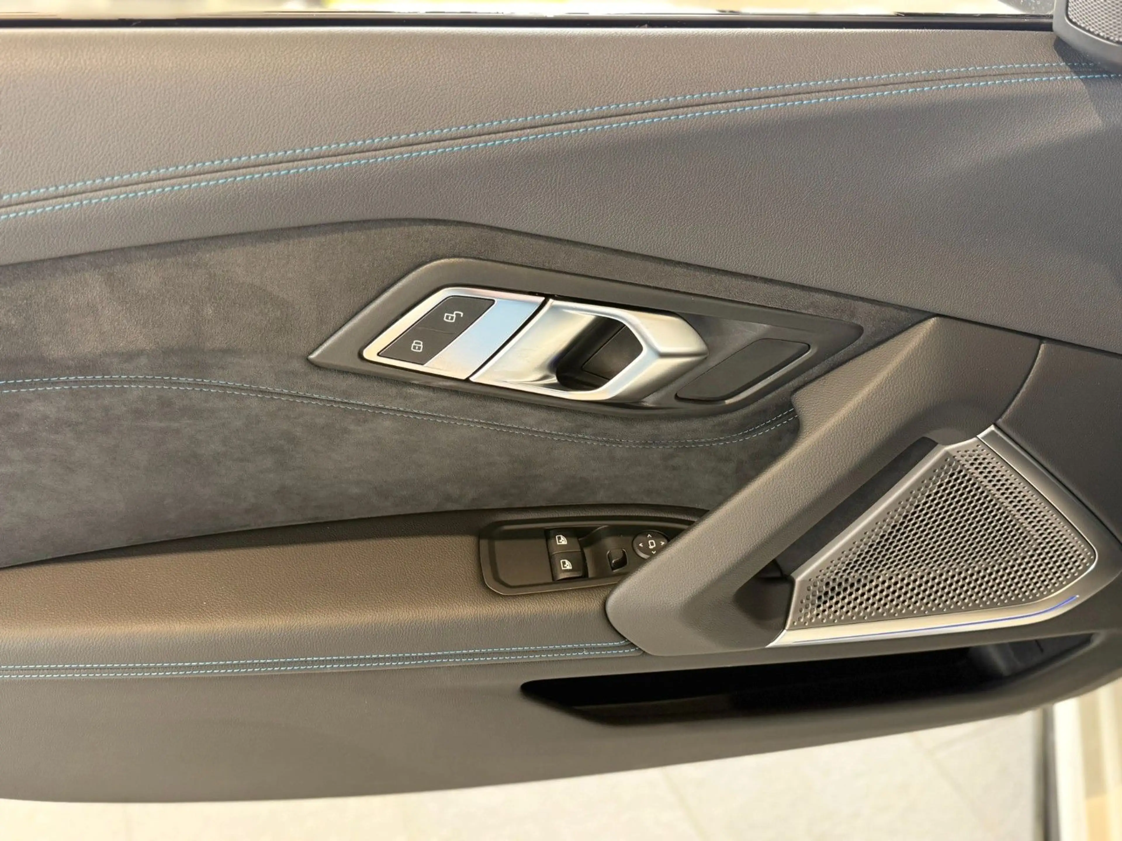 BMW Z4 Roadster M40 i*Alcantara*ACC*CarPlay*HUD* — photo 15
