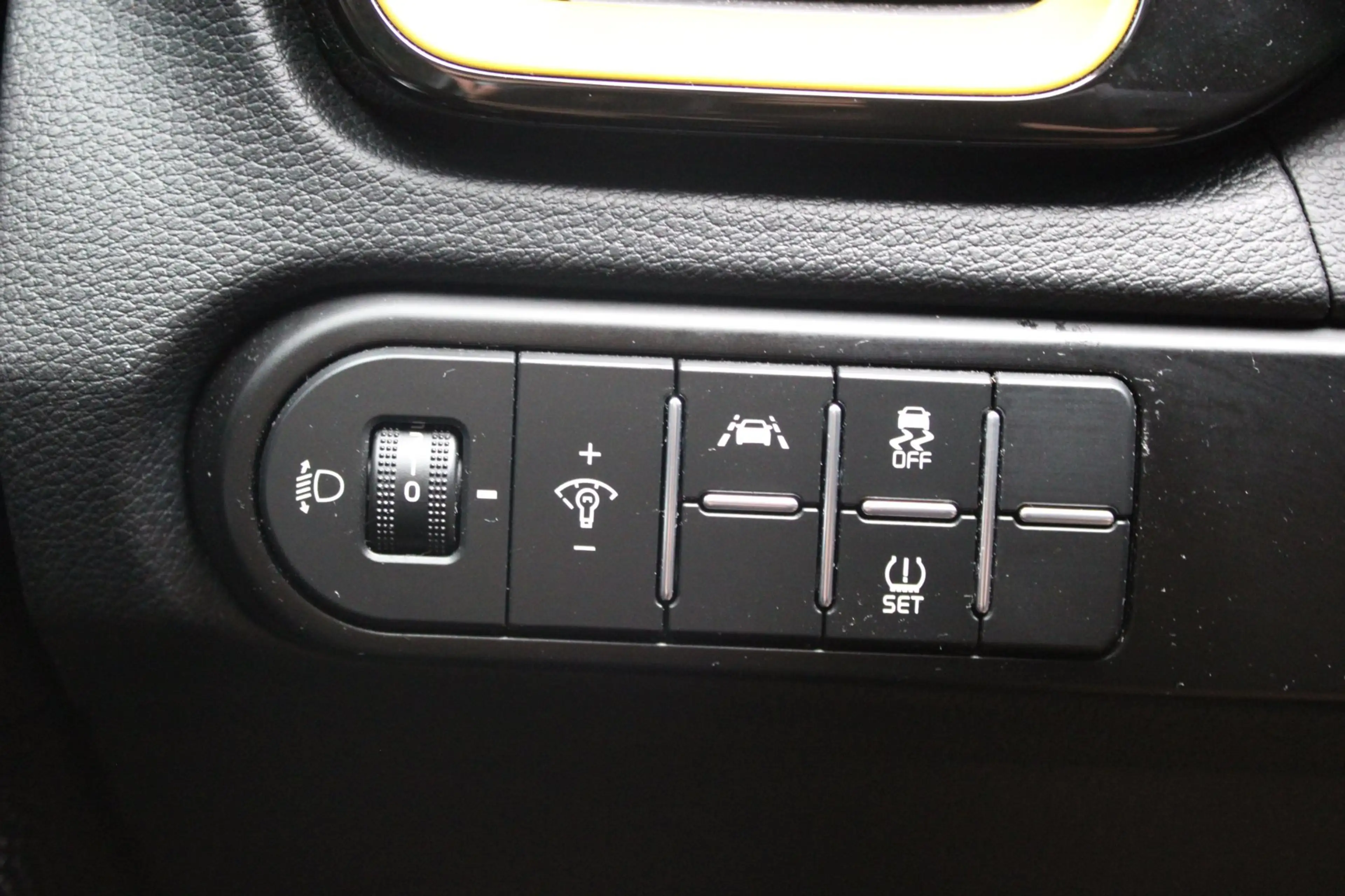 Kia XCeed 1.0 T-GDi DynamicPlusLine / Panoramadak / Camera / — photo 13