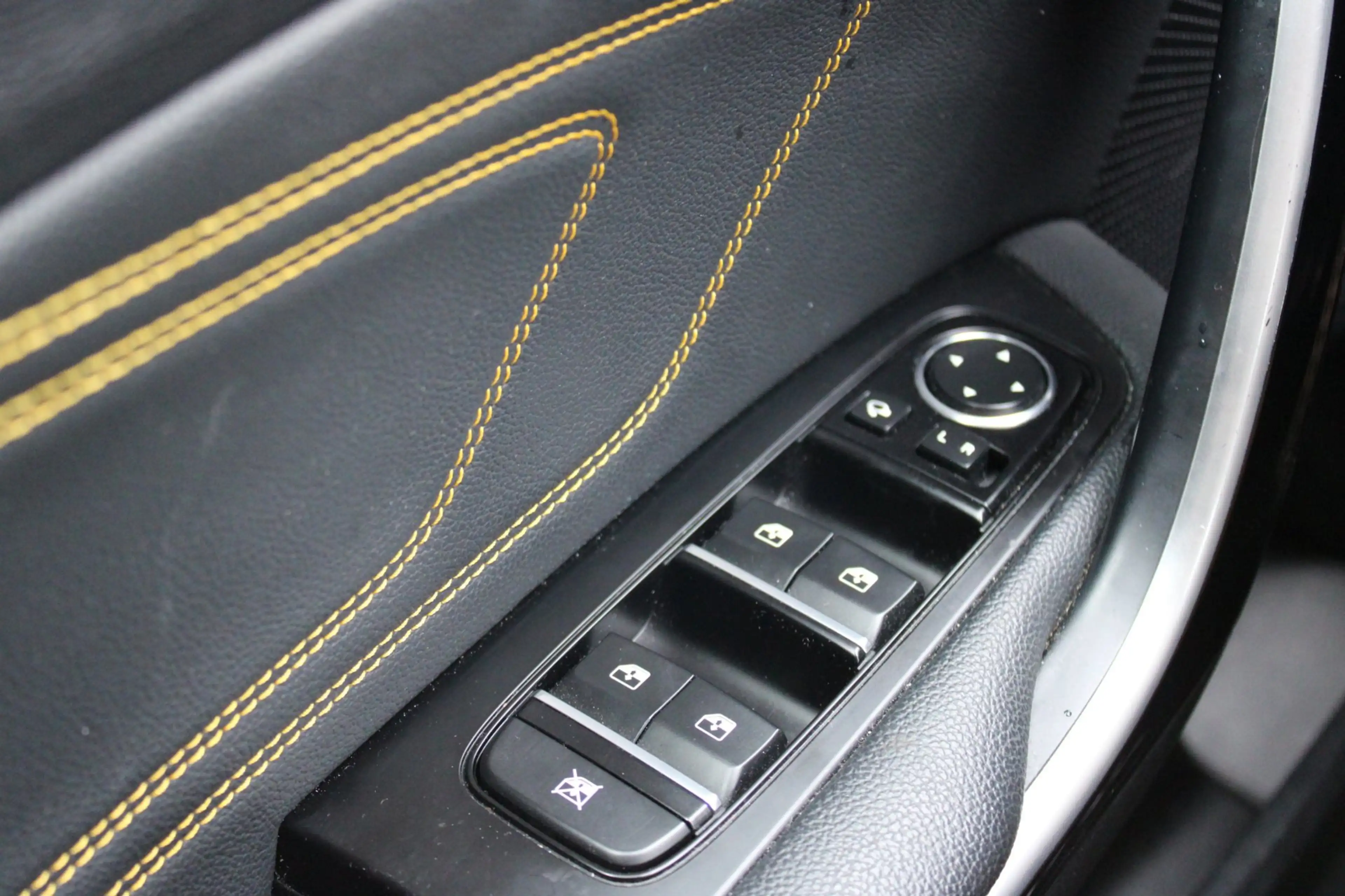 Kia XCeed 1.0 T-GDi DynamicPlusLine / Panoramadak / Camera / — photo 11