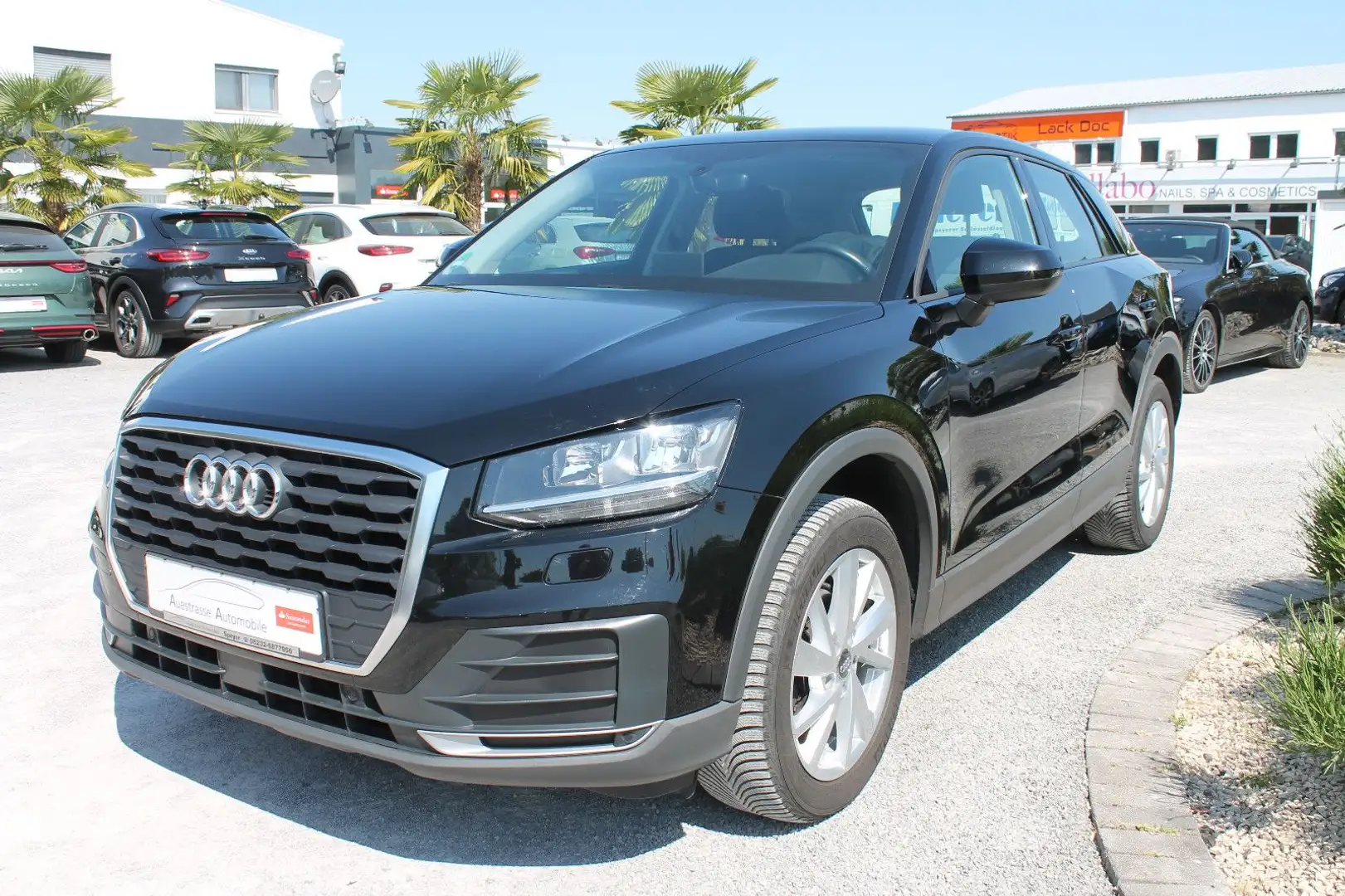 Audi Q2 Automatik, Navi, PDC, SHZ, Tempomat, Keyless Schwarz - 2