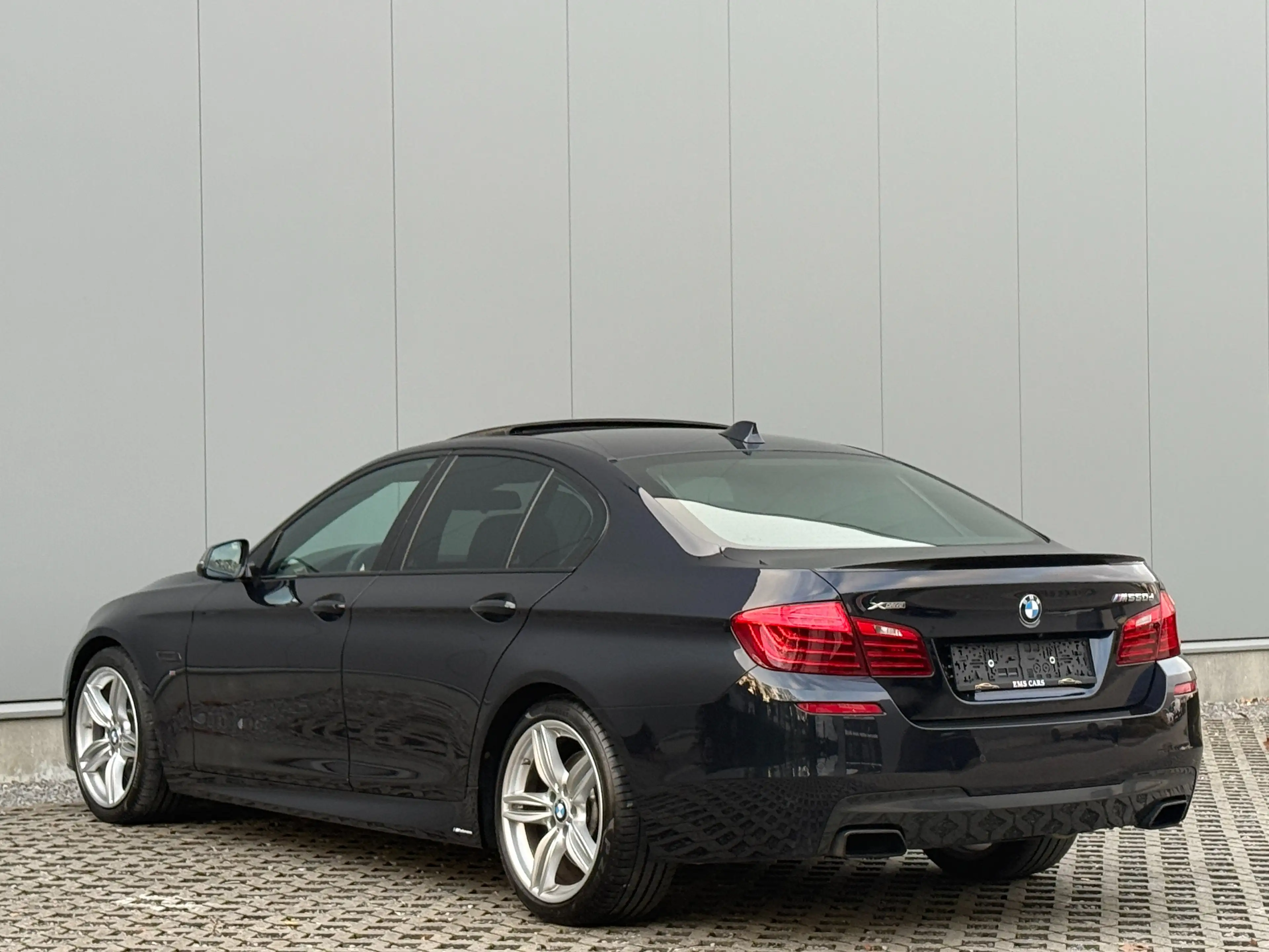 BMW M550 d xDrive Sport Automaat- Nav- Camera- FuLL Option! — photo 6