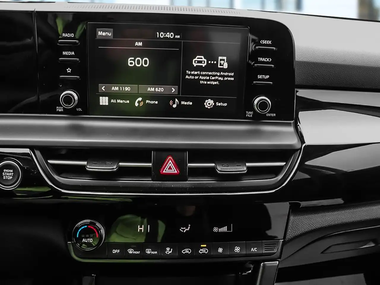 Kia Seltos снимка Kia Seltos