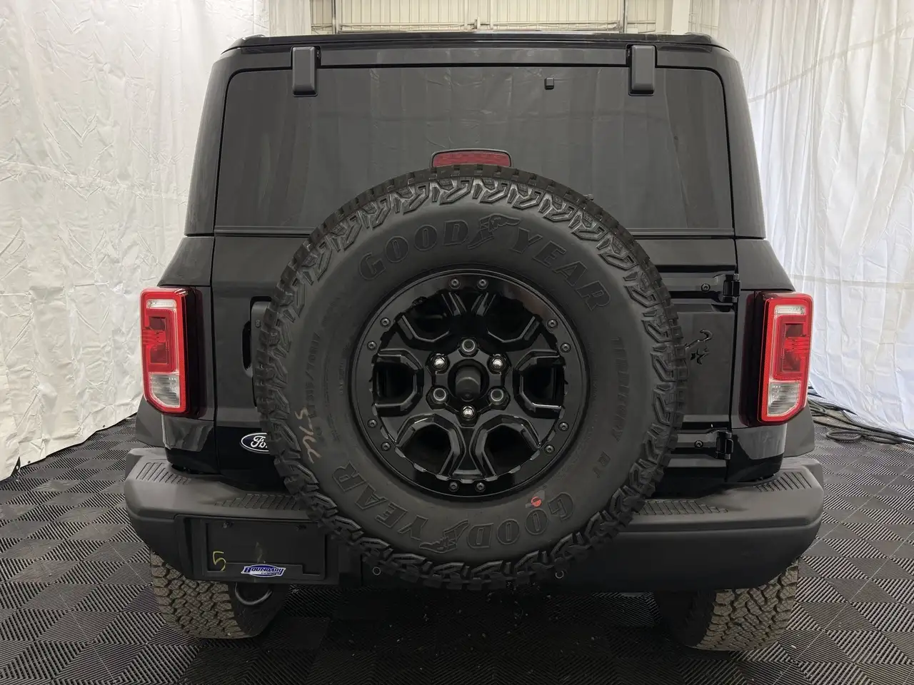Ford Bronco снимка Ford Bronco