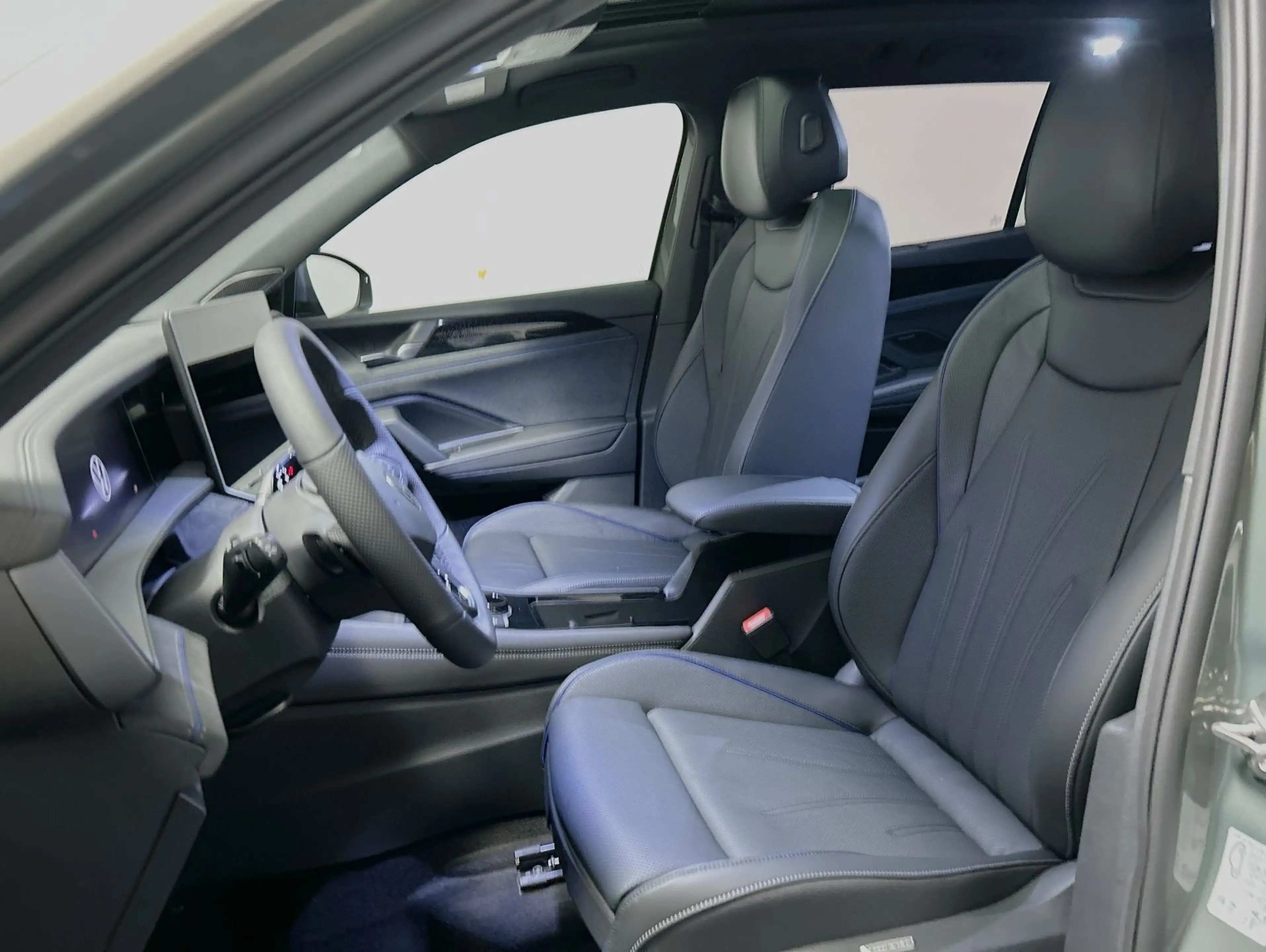 Volkswagen Tayron R-Line 2.0 TSI 4MOTION 4Motion CarPlay — photo 11
