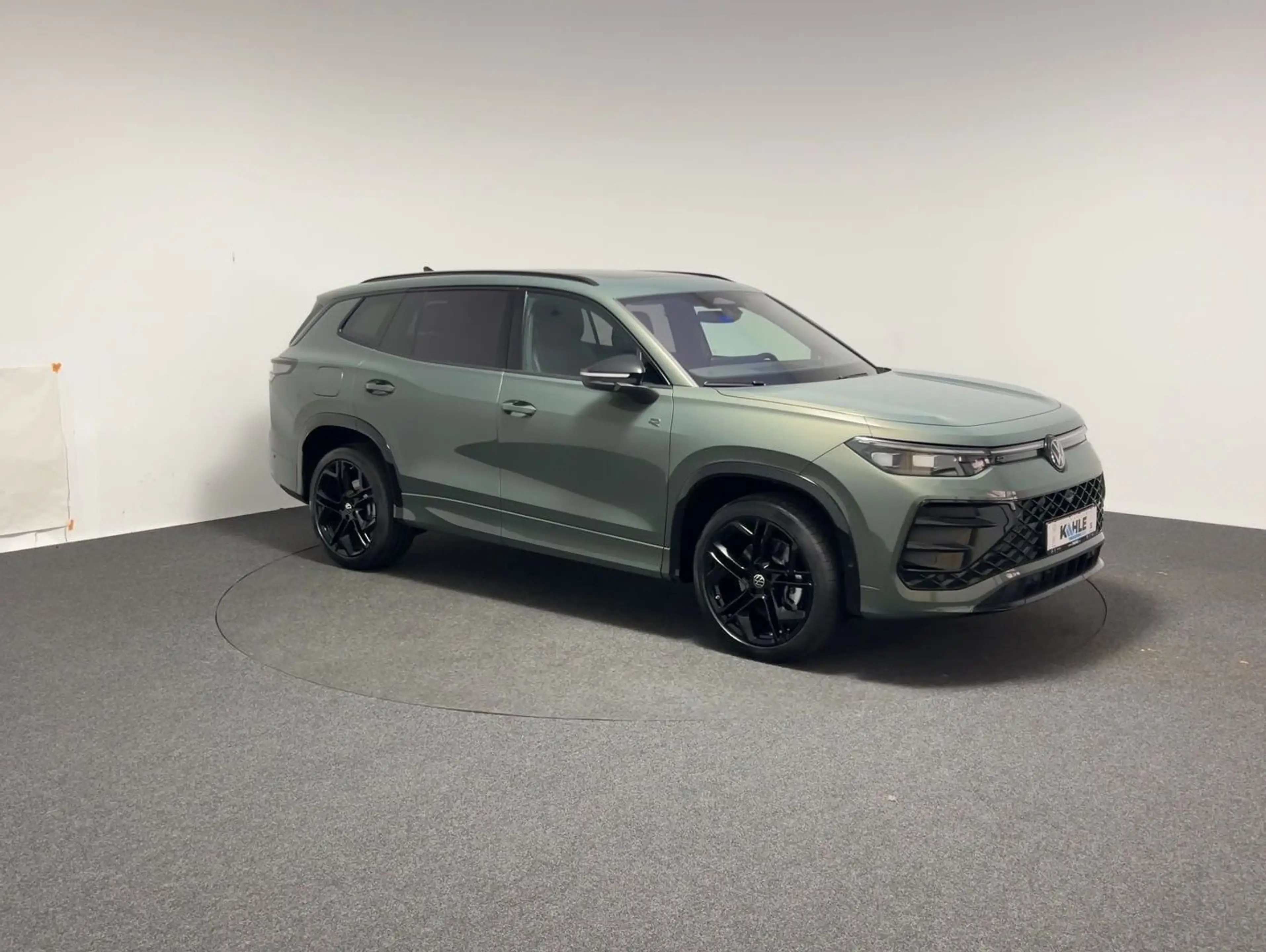Volkswagen Tayron R-Line 2.0 TSI 4MOTION 4Motion CarPlay — photo 7
