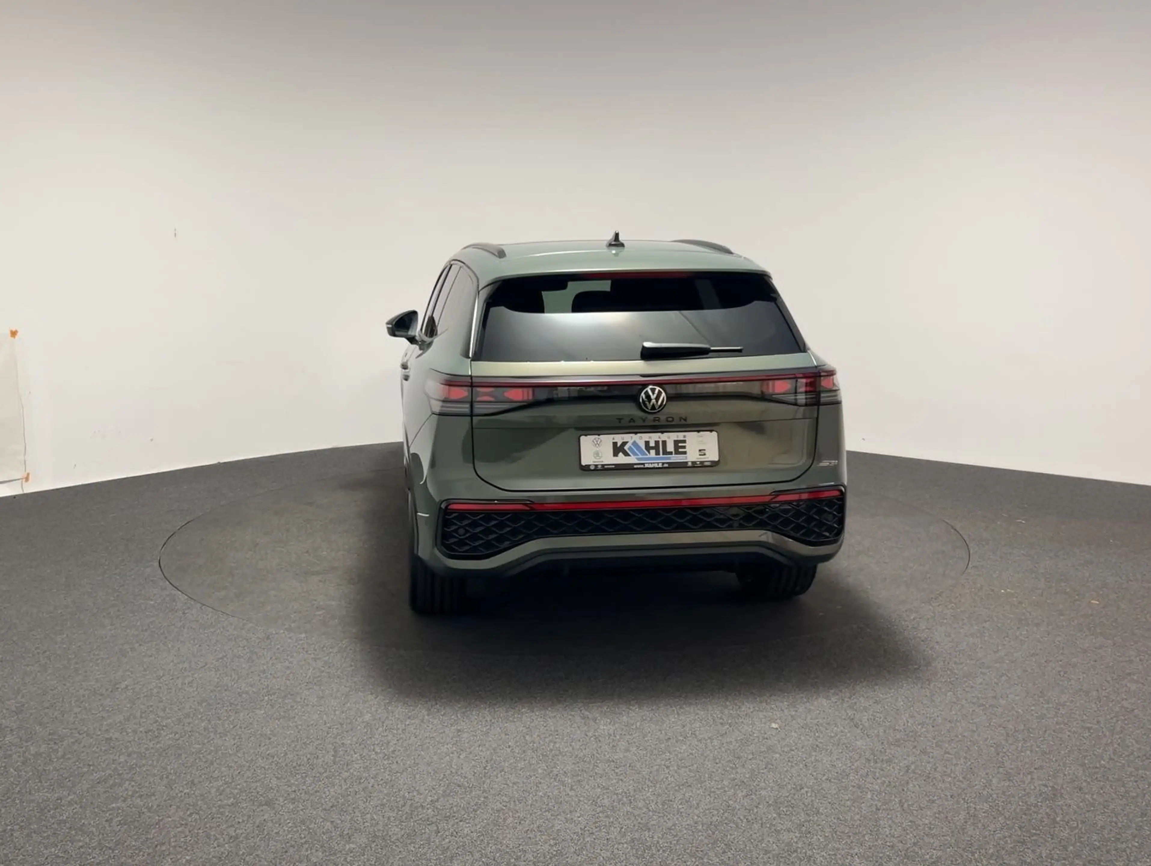 Volkswagen Tayron R-Line 2.0 TSI 4MOTION 4Motion CarPlay — photo 4