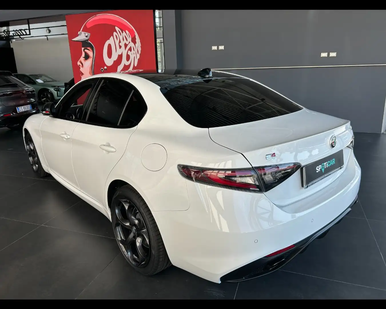 Alfa Romeo Giulia 2.2 Turbodiesel 210 CV AT8 AWD Q4 Tributo Italiano Blanco - 2