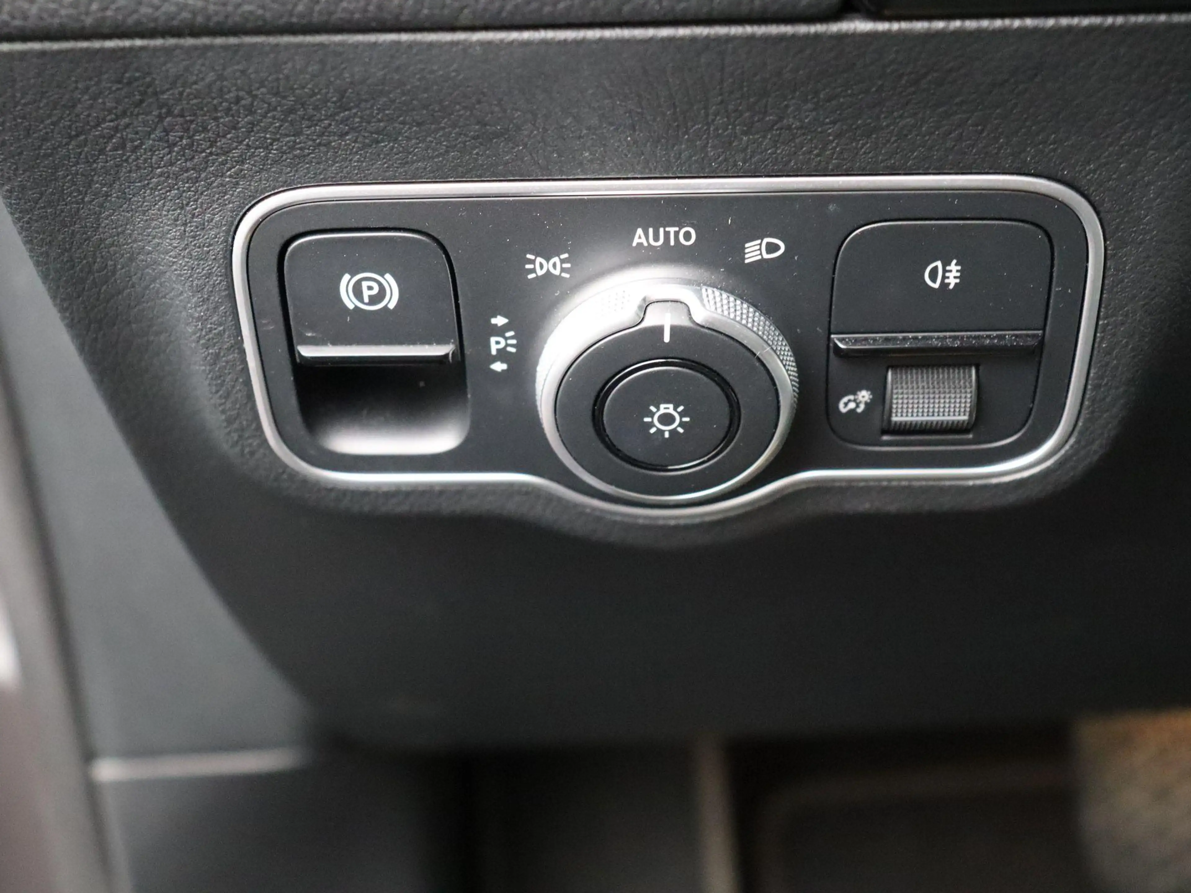 Mercedes-Benz EQA 250 250+ Business Line + CARPLAY + PANORAMISCH DAK + — photo 12