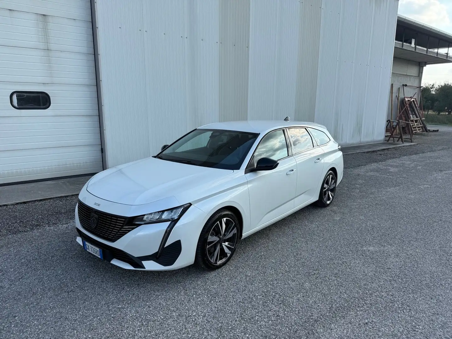 Peugeot 308 SW 1.5 bluehdi Allure Pack Blanco - 1