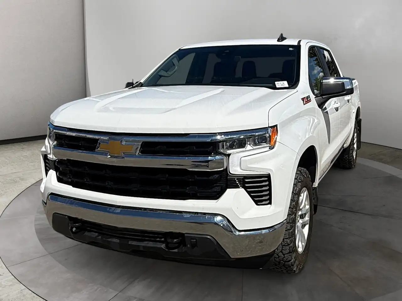 Chevrolet Silverado 1500 снимка Chevrolet Silverado 1500