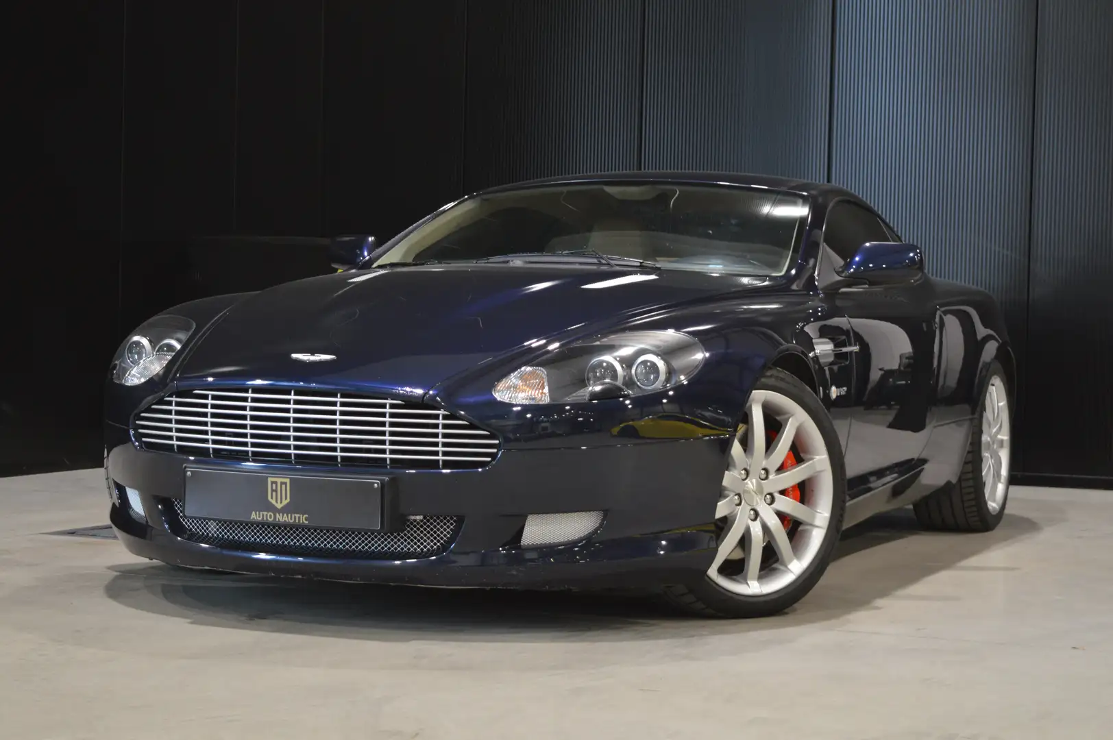 Aston Martin DB9 Coupé 5.9i V12 457 ch Suivi Aston Martin ! Bleu - 1