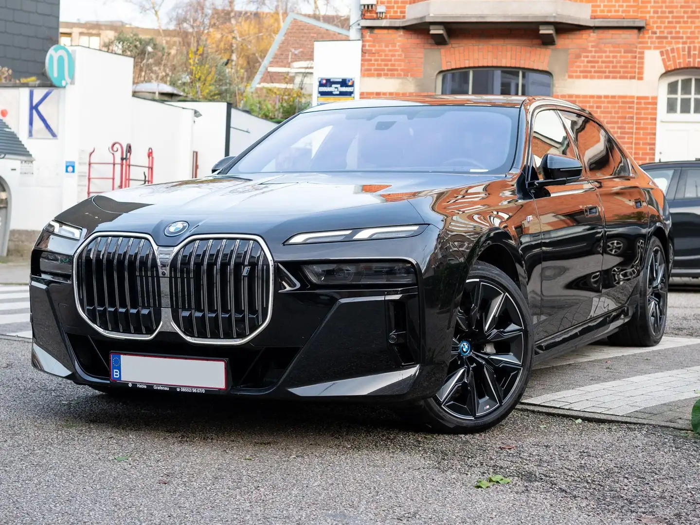BMW i7 xDrive60 - MSport - B&W - Theatre screen - Massage Czarny - 1