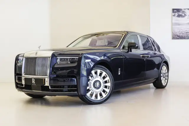 Rolls-Royce Phantom