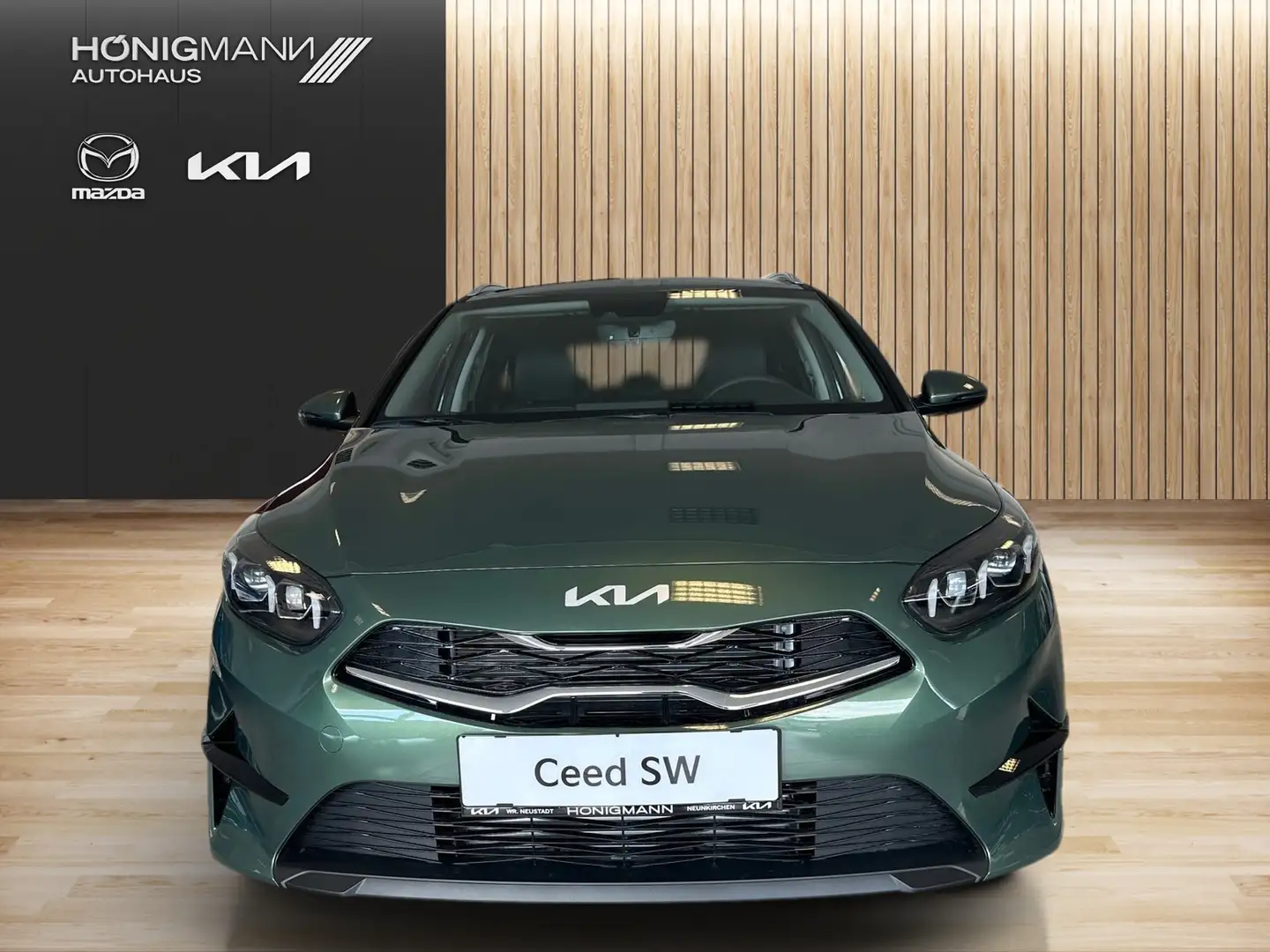 Kia Ceed SW / cee'd SW 1,0 T-GDI GPF ISG Silber + PAKET2 Grün - 2