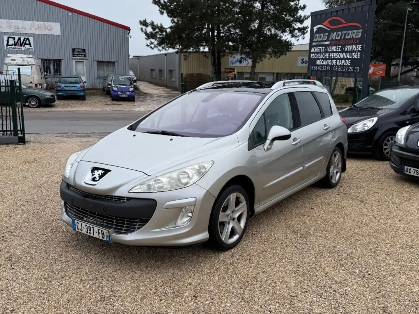 Peugeot 308 2.0 HDi 136ch FAP Féline A Gris - 1