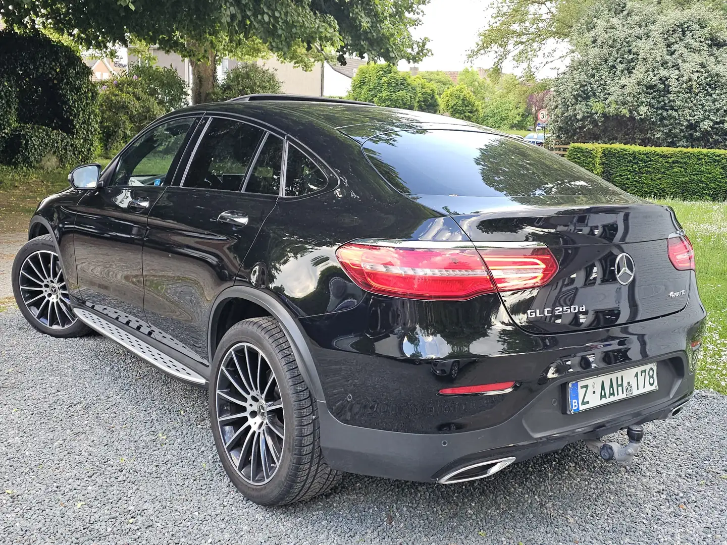 Mercedes-Benz GLC 250 d Coupé * 4-Matic * AMG * PANO+LED+360 CAM+...* Noir - 2