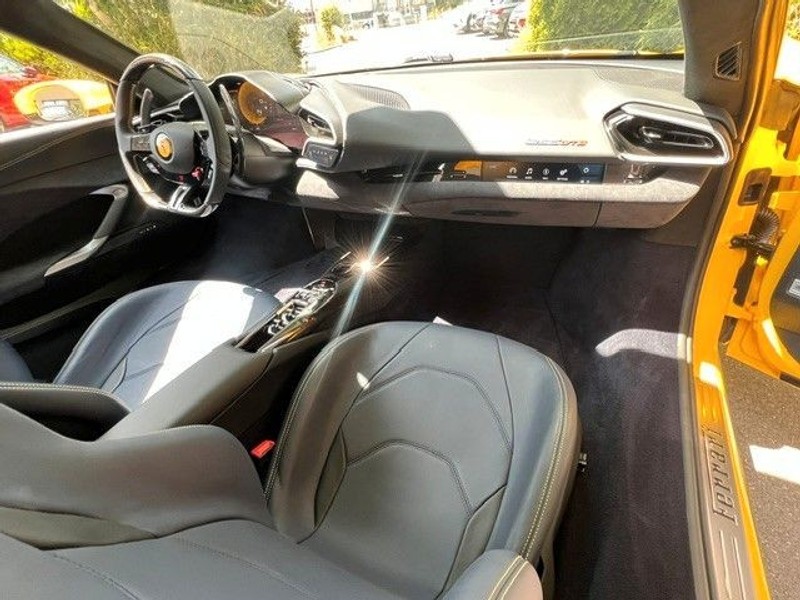 Ferrari 296 GTS spider Lift-Carbon-VOLL — photo 15