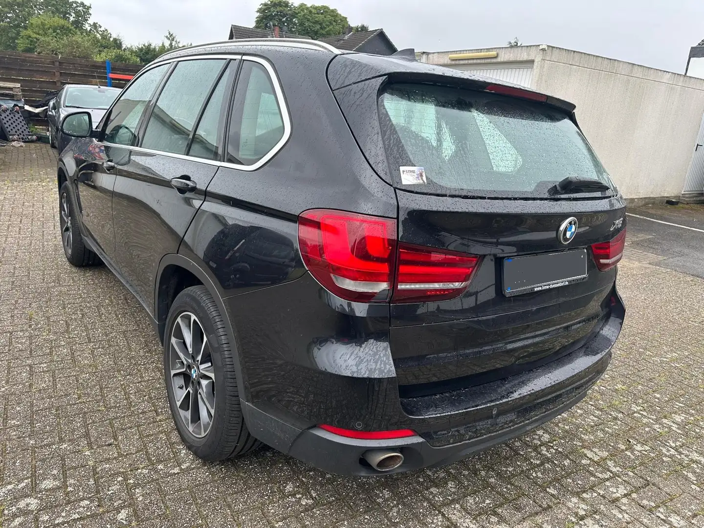 BMW X5 xDrive30 d *Headup*Fond-Entertainment* Чёрный - 2