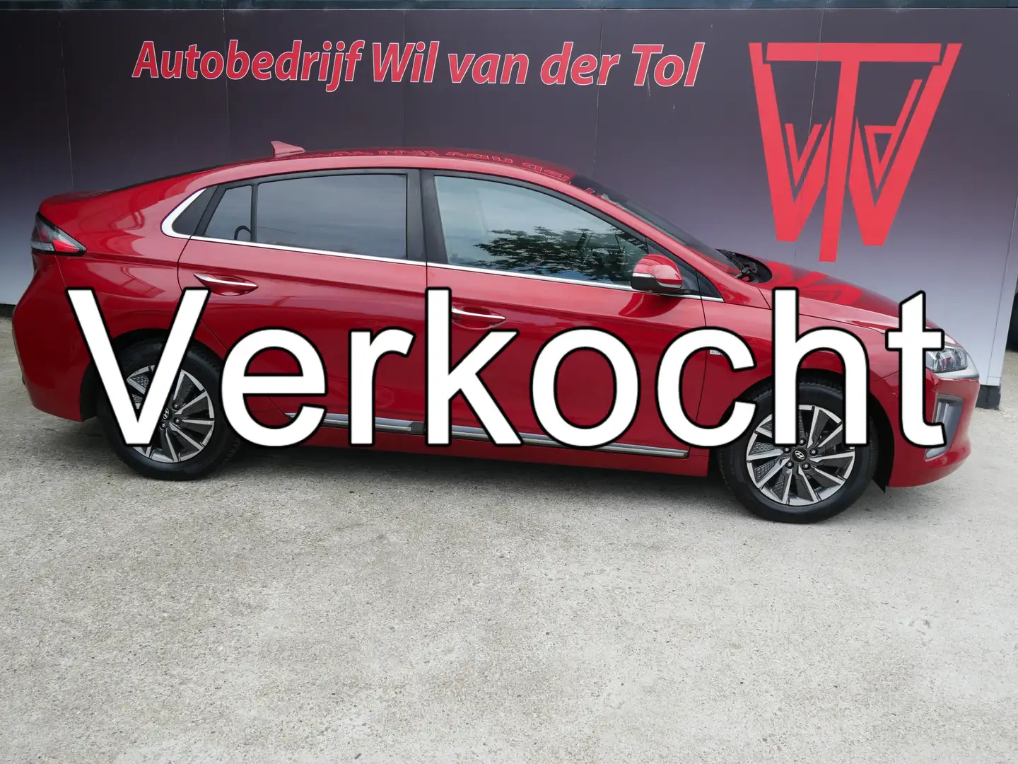 Hyundai IONIQ Comfort EV 38 kWh | A.C.C. | INFINITY | LED | FACE Rouge - 1
