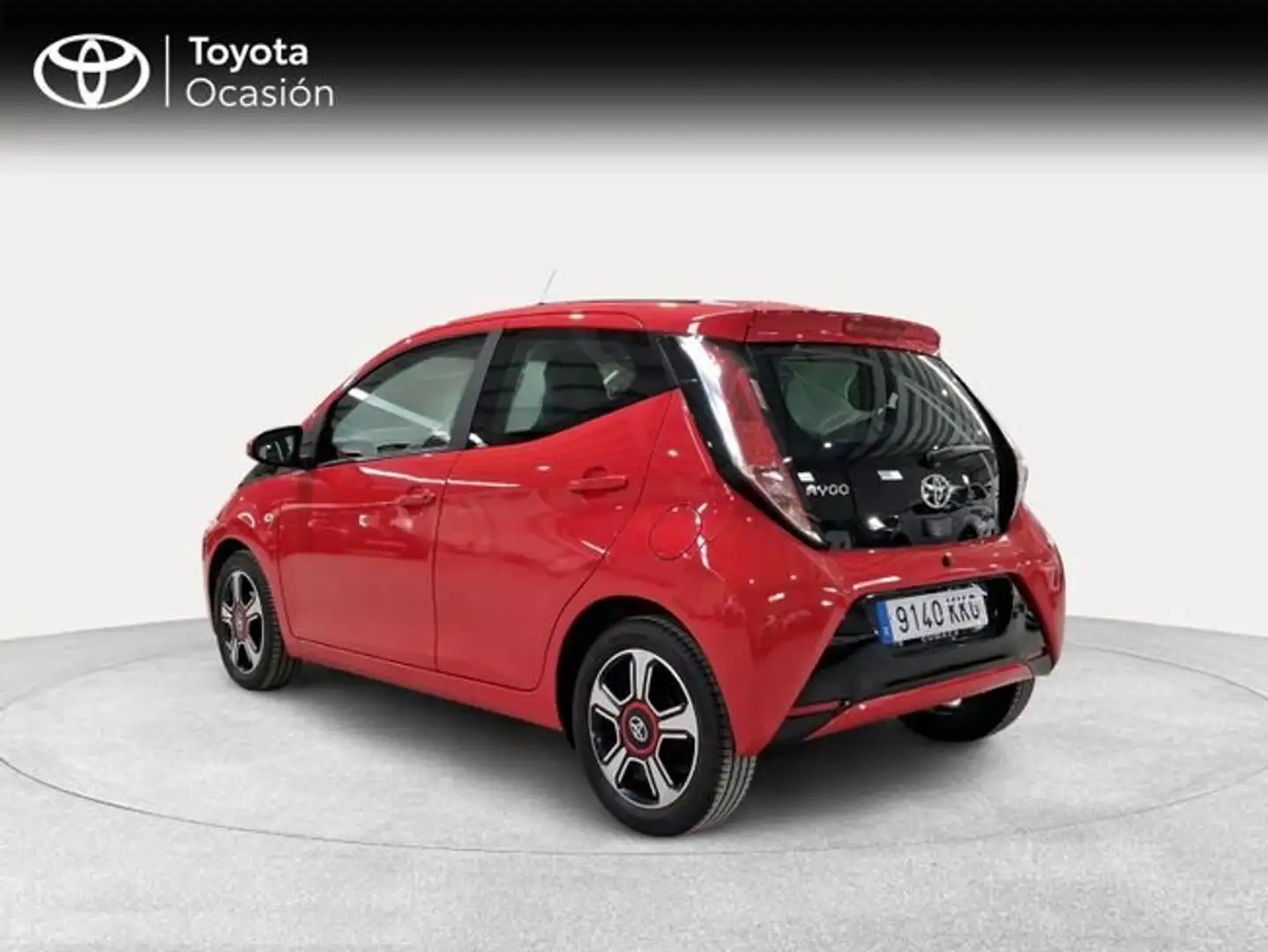 Toyota Aygo 70 x-wave Rojo - 2