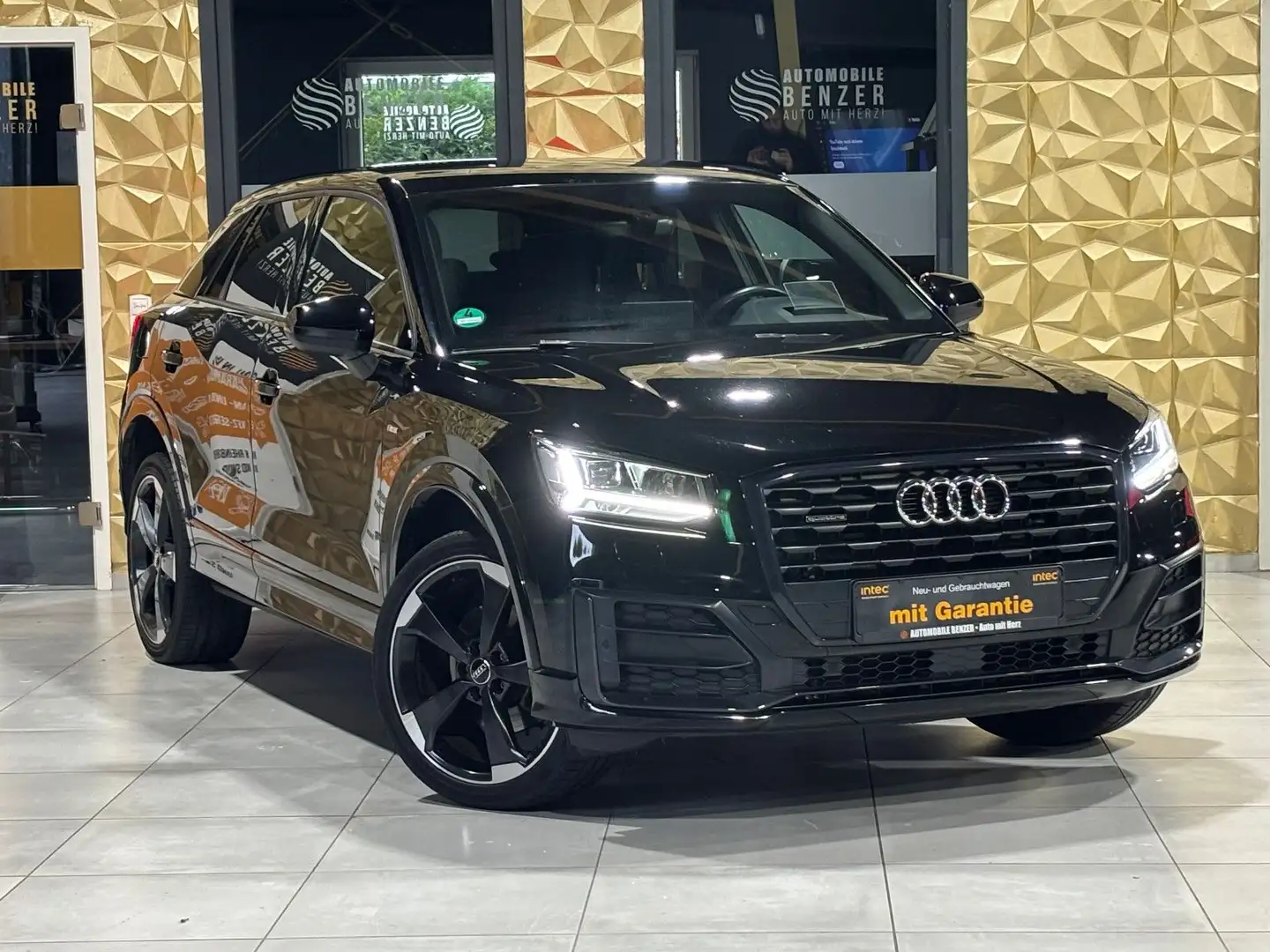 Audi Q2 quattro sport/S-LINE/HEAD-UP/KAMERA/B&O Schwarz - 2