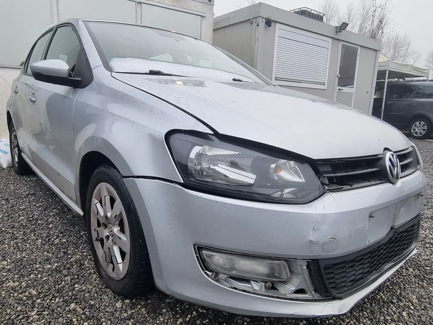 Volkswagen Polo 1.6 CR TDi Comfortline Gris - 2