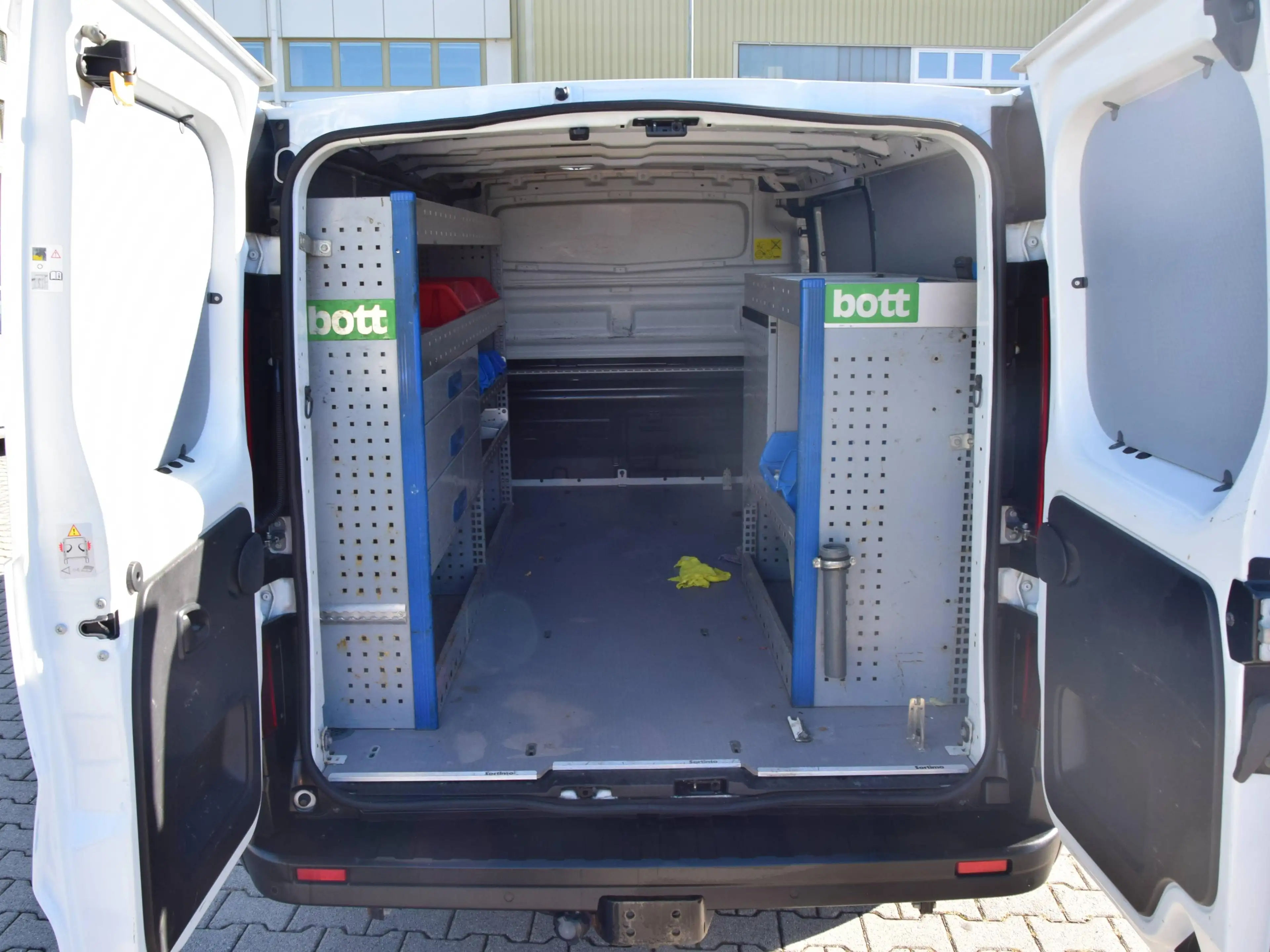 Renault Trafic L2H1 2,9t Komfort — photo 10