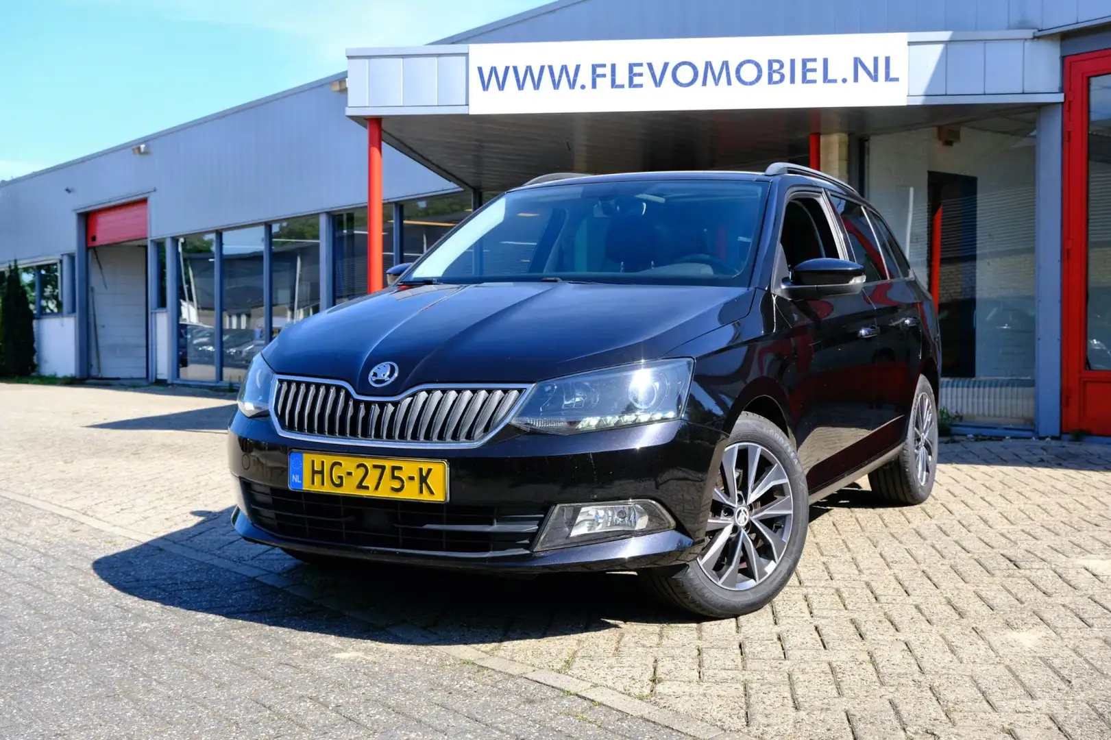 Skoda Fabia Combi 1.2 TSI 110pk Edition Pano|Clima|Apple CarPl Zwart - 1
