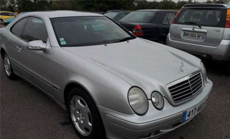 Mercedes-Benz CLK 230 Belle mercedes  kompr 2001 reprise possible