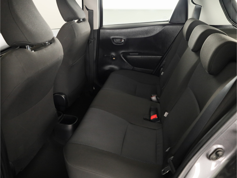 Toyota Yaris 1.5 Full Hybrid Aspiration | Climate Control | Par — photo 15