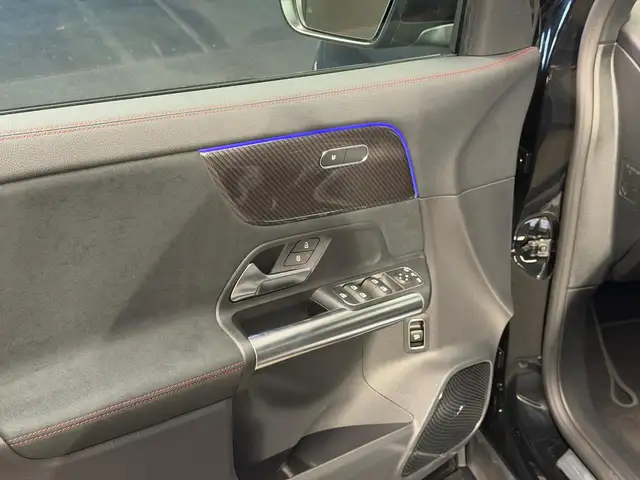 Mercedes-Benz GLA 200 d 4MATIC Österreich-Edition Ansicht 11