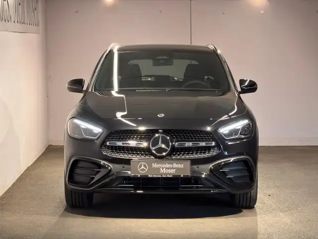 Mercedes-Benz GLA 200 d 4MATIC Österreich-Edition Ansicht 3