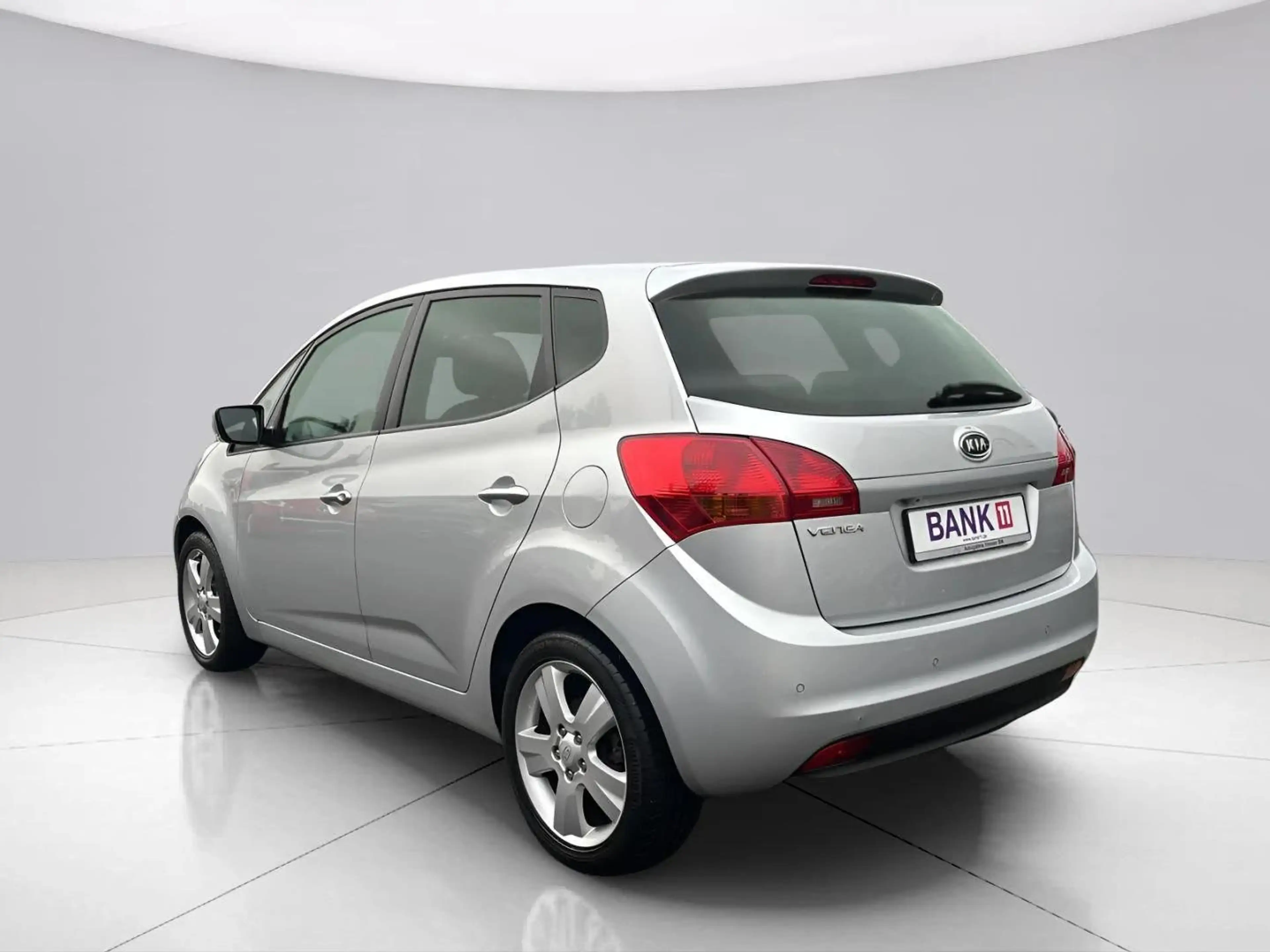 Kia Venga Automatik*1.Hand*HU/AU Neu*SHZ*Temp.*Kamera*PDC*BT — photo 3