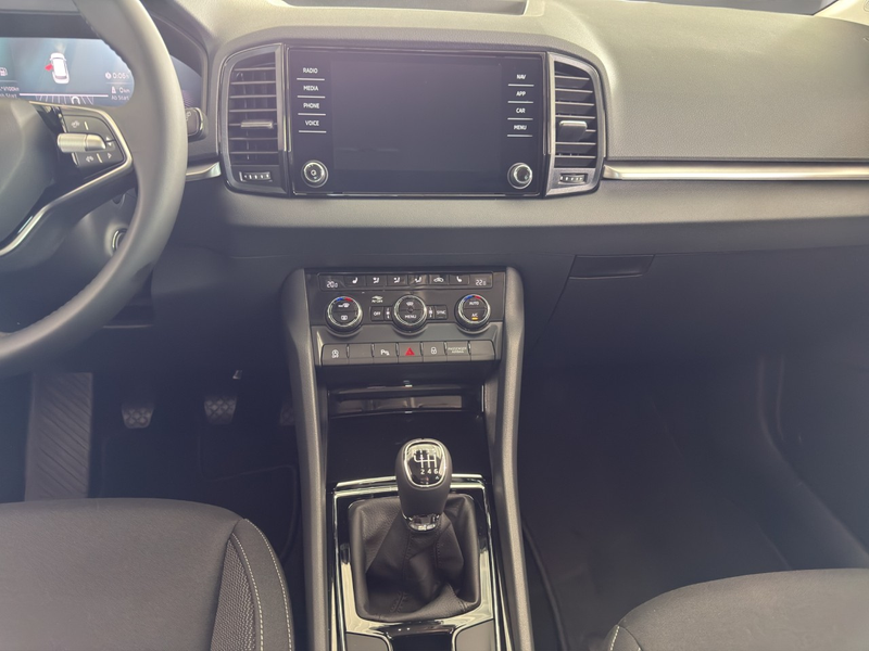 Skoda Karoq Balance Klima Rückfahrkamera Sitzheizung — photo 15
