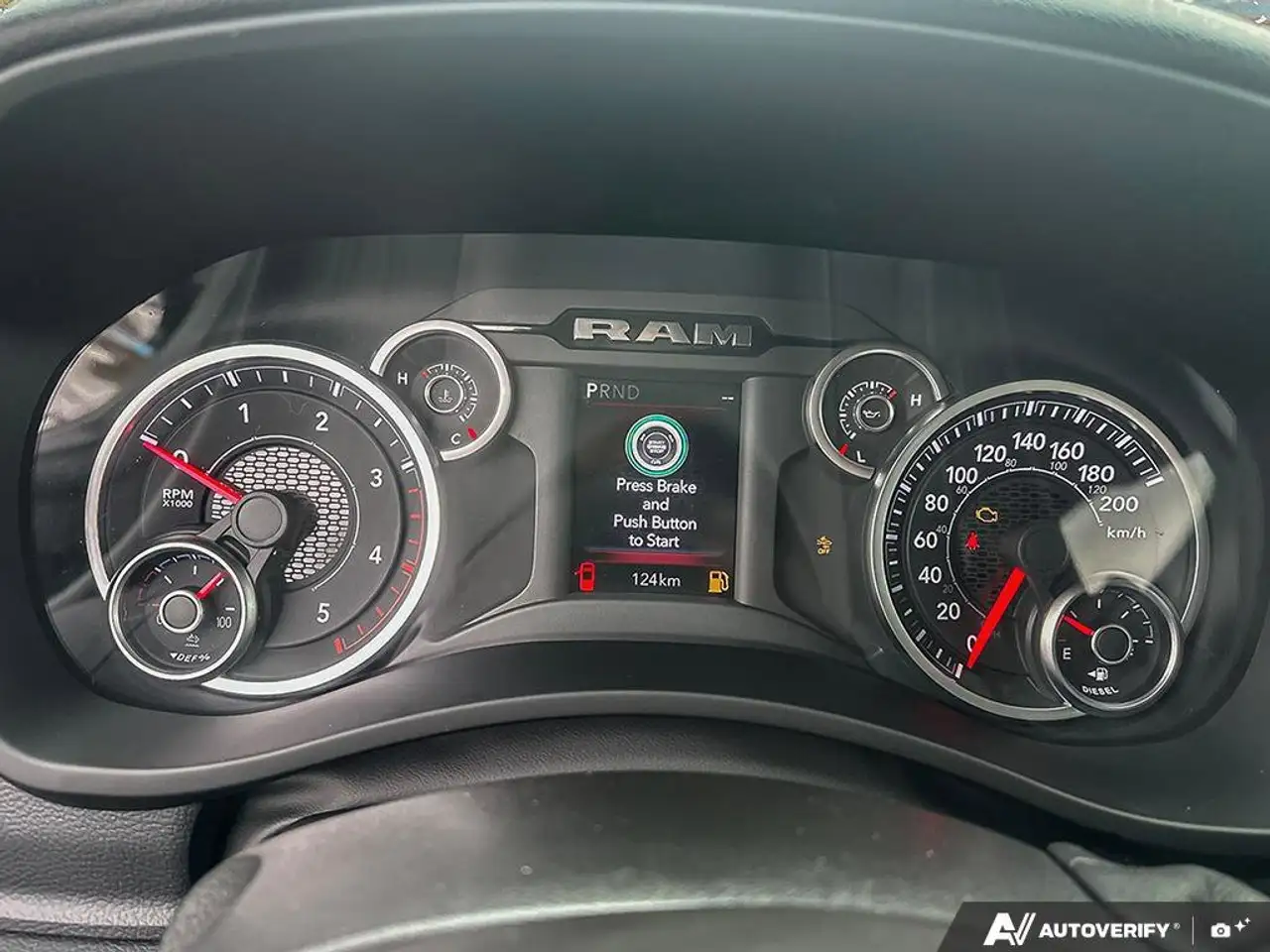 RAM 3500 снимка RAM 3500
