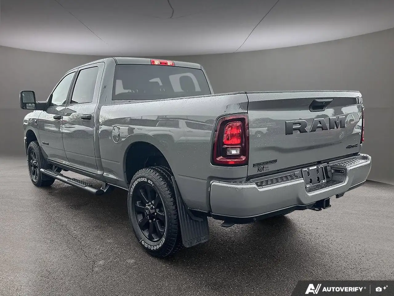 RAM 3500 снимка RAM 3500