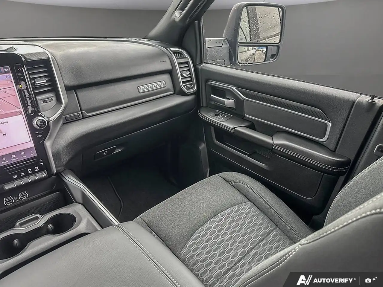 RAM 3500 снимка RAM 3500