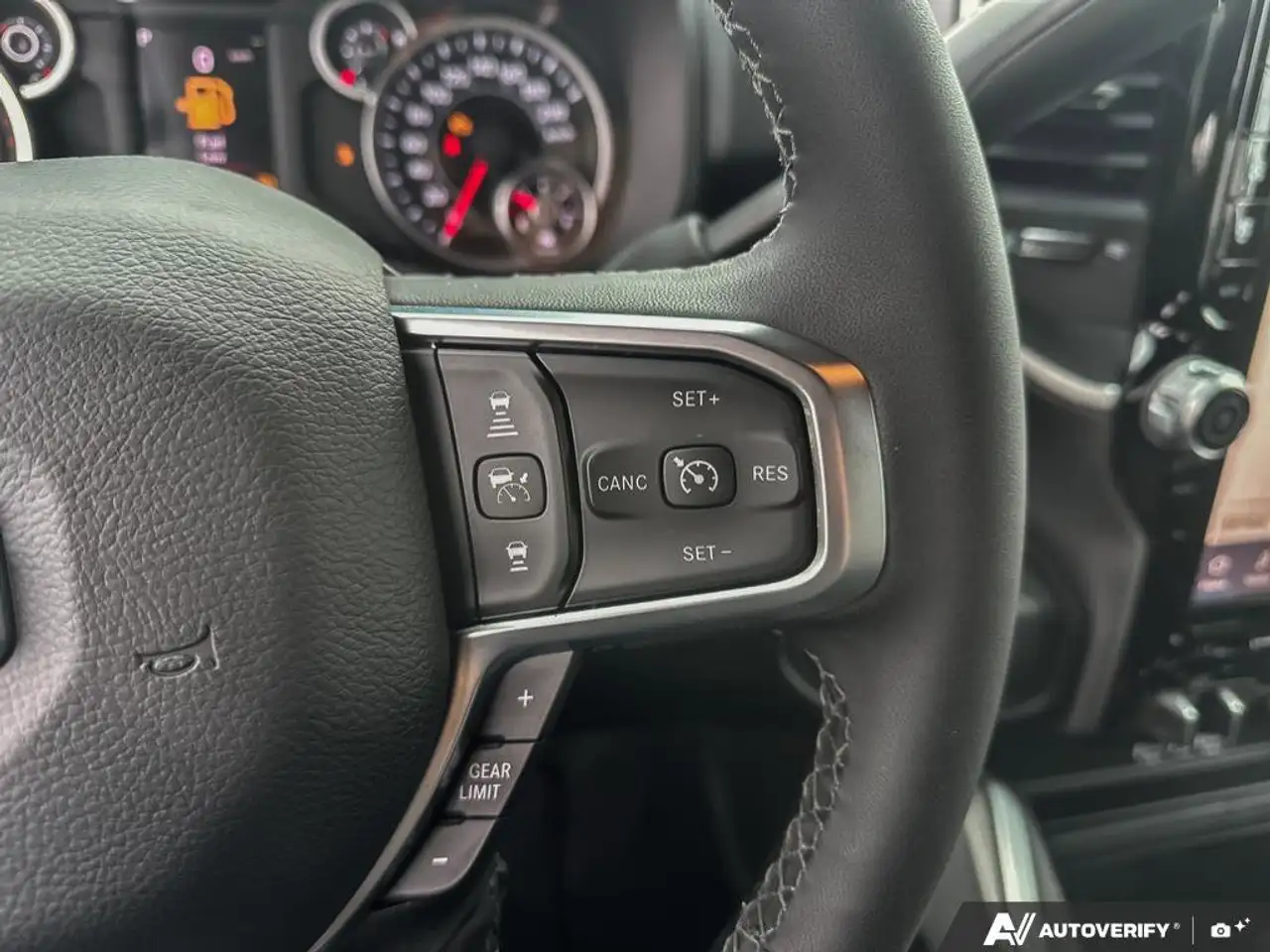 RAM 3500 снимка RAM 3500