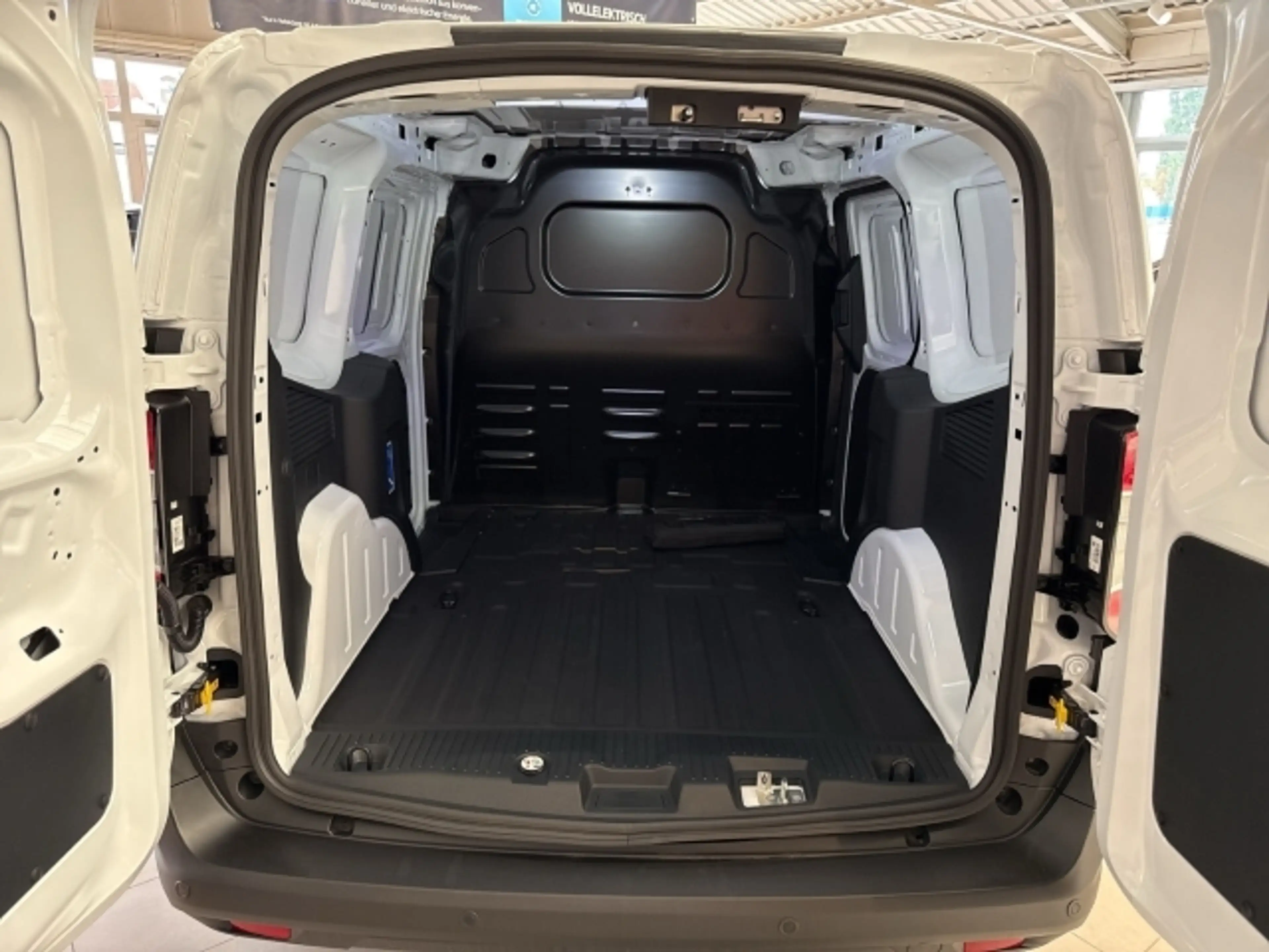 Ford Transit Courier 0% Finanzierung, ab 169€ OHNE Anz. Trend Apple Car — photo 11
