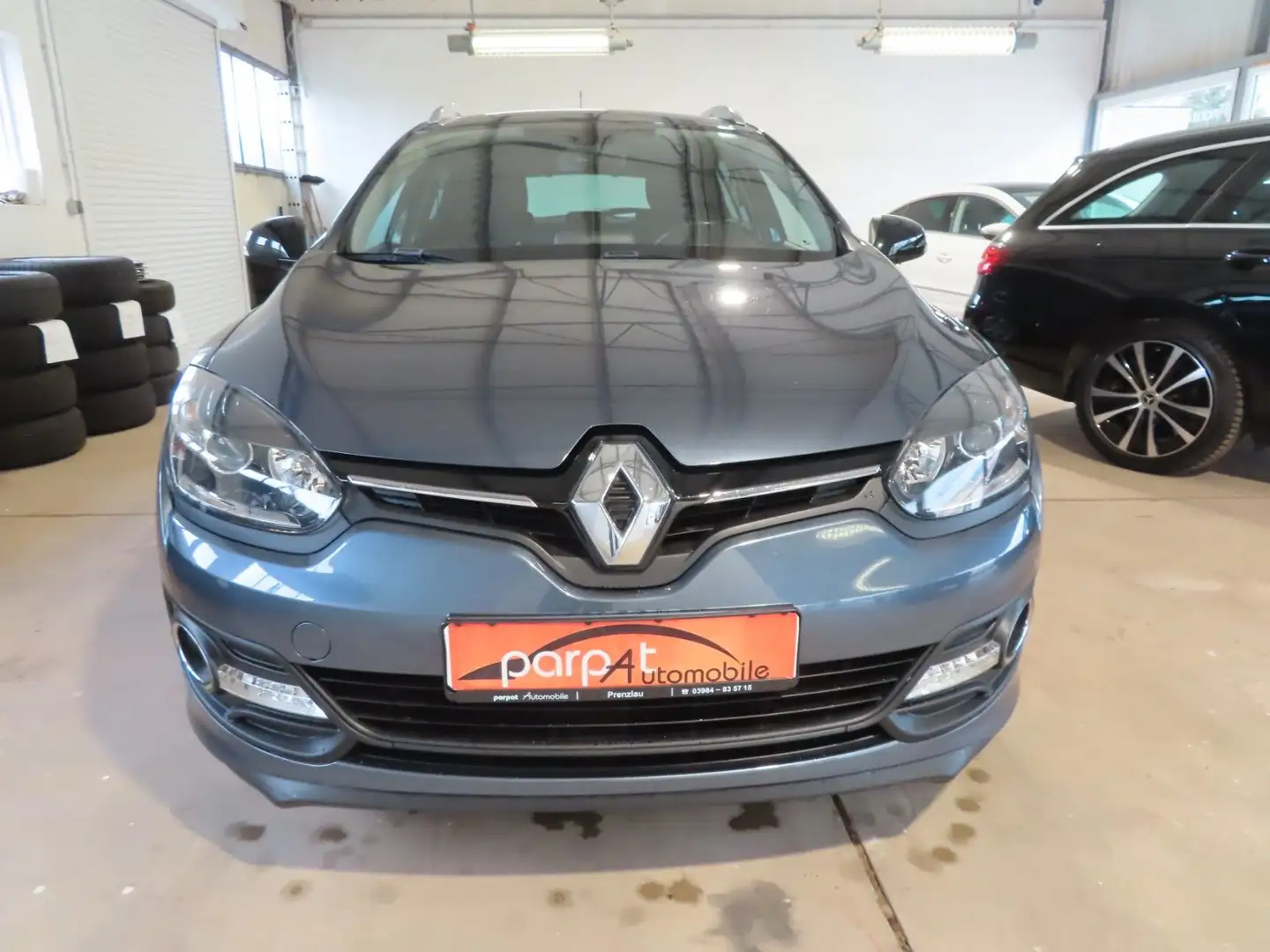 Renault Megane III Grandtour Limited NAVI KLIMA SHZG LMF Grau - 2
